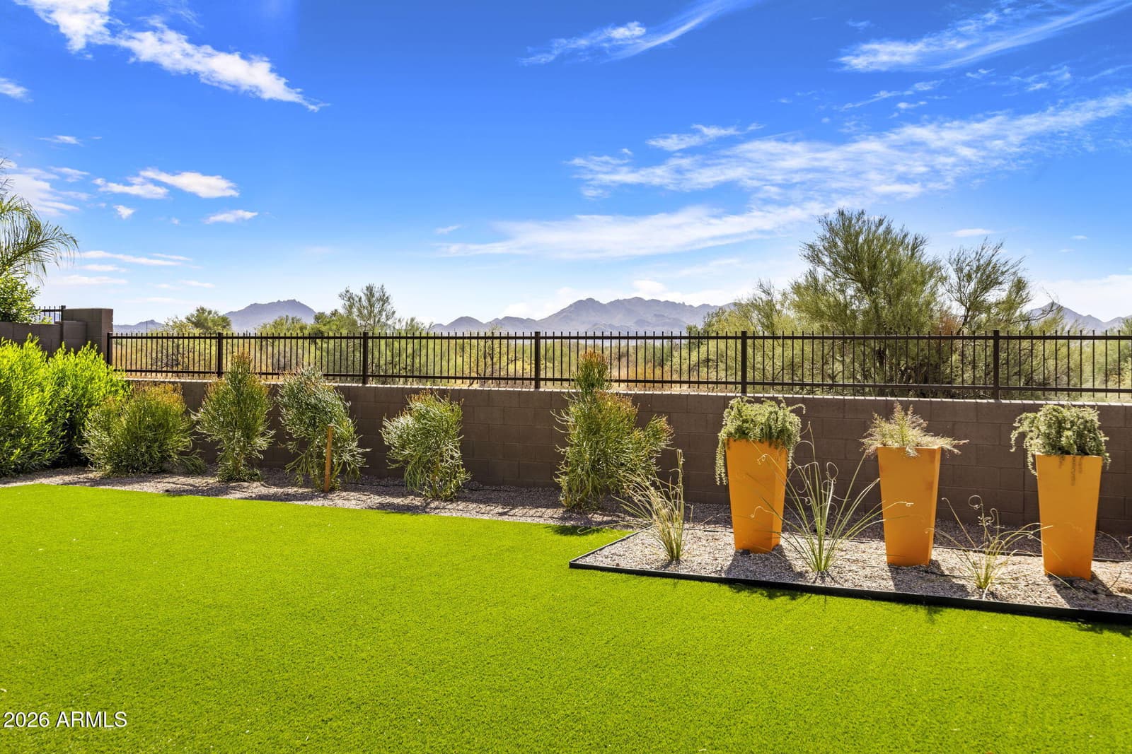 21025 N 61ST Street, Phoenix, AZ 85054 — photo 3 of 31