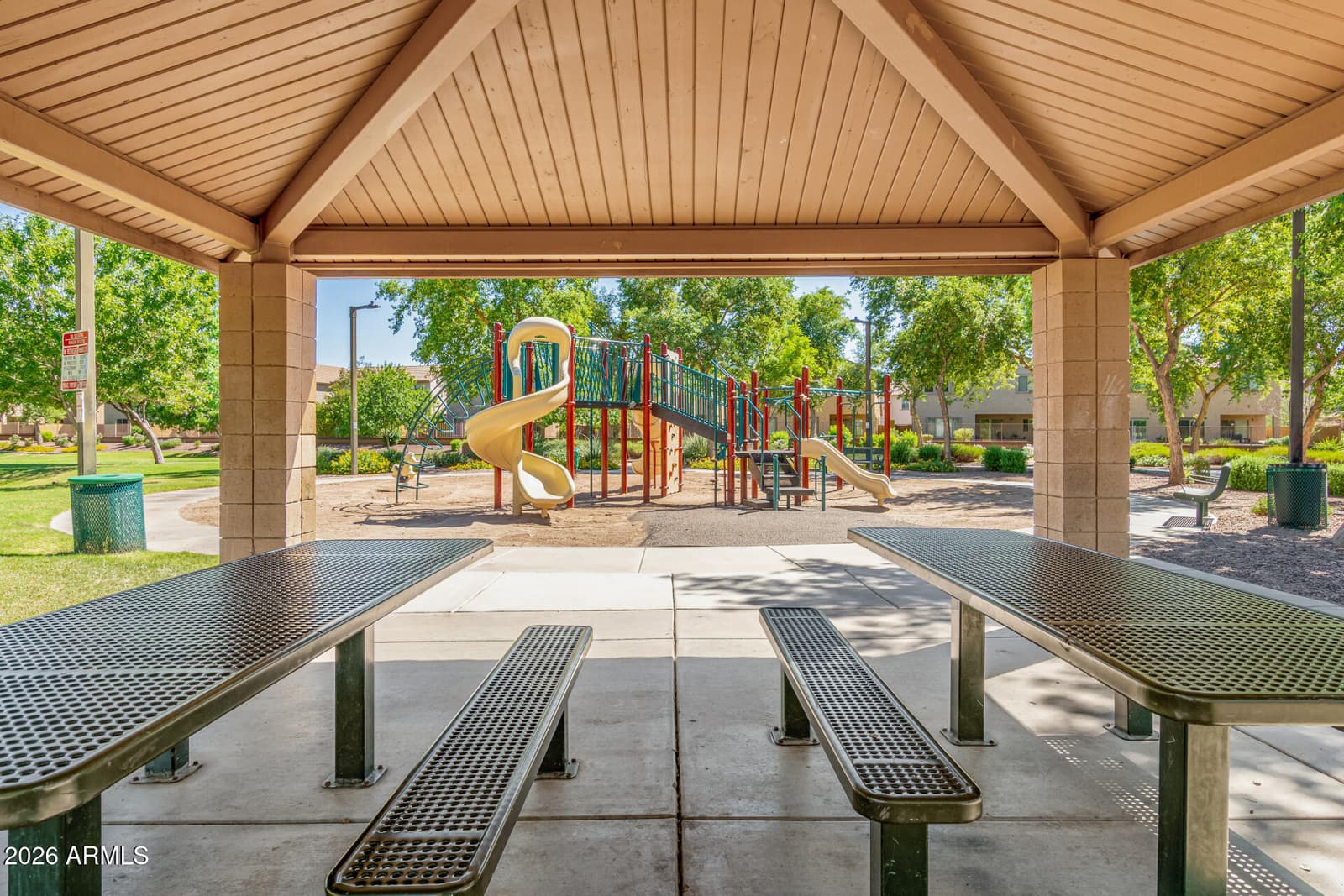 2042 W DAVIS Road, Phoenix, AZ 85023 — photo 58 of 59