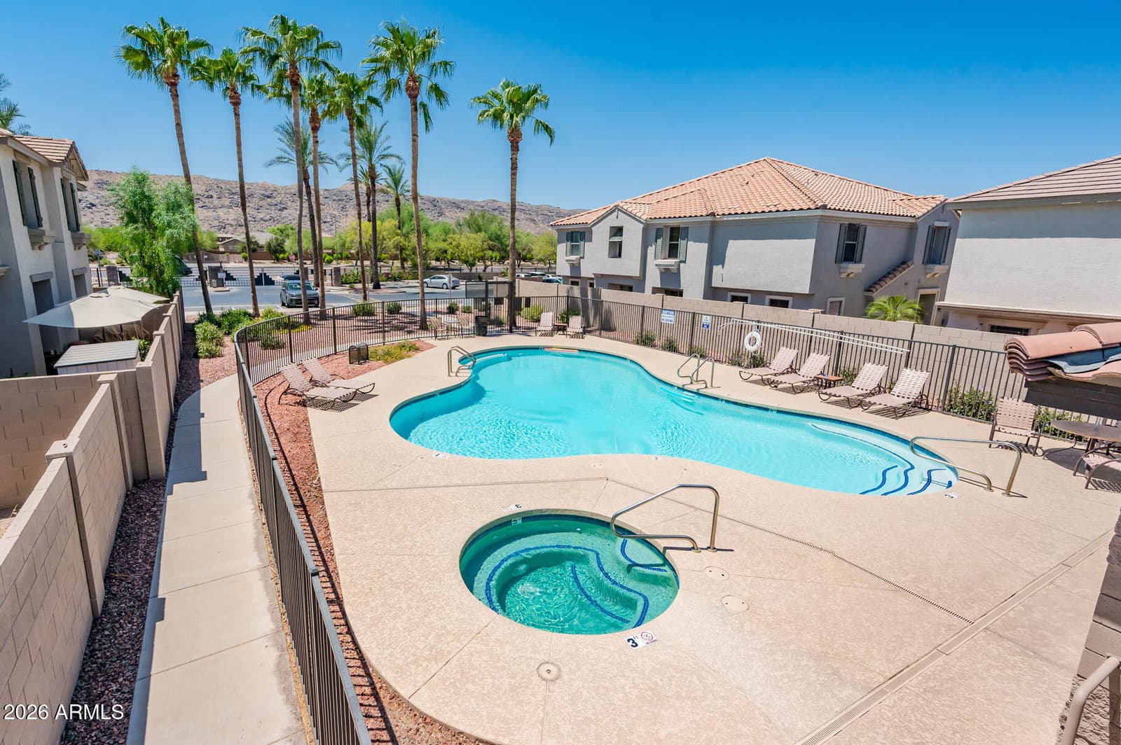 7445 S 30TH Terrace, Phoenix, AZ 85042 — photo 5 of 51