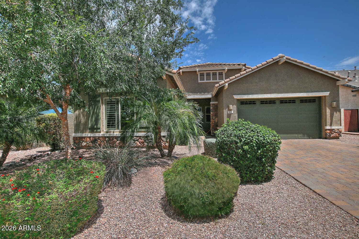 924 E DUMBARTON Avenue, Gilbert, AZ 85298 — photo 2 of 40