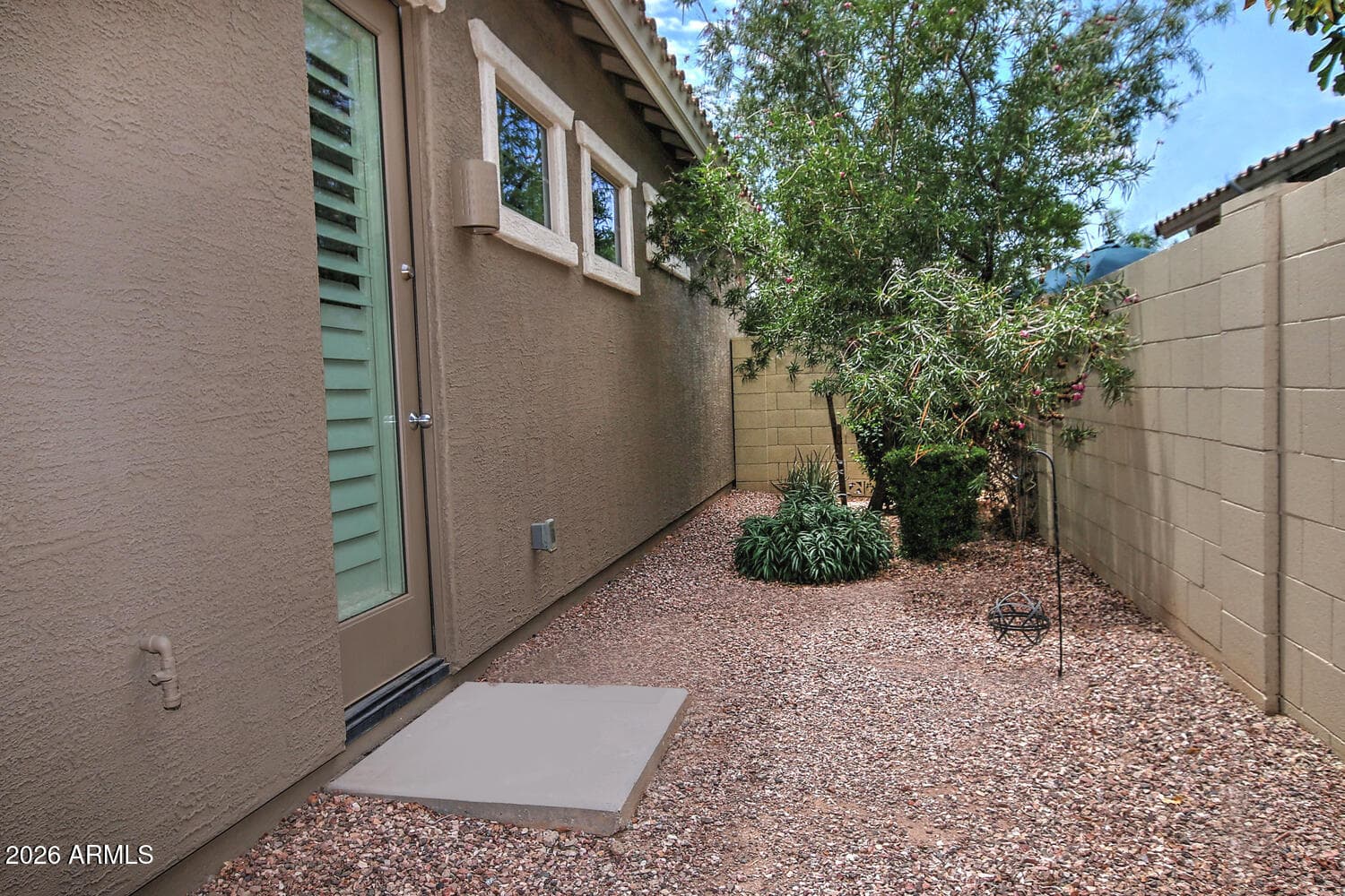 924 E DUMBARTON Avenue, Gilbert, AZ 85298 — photo 38 of 40