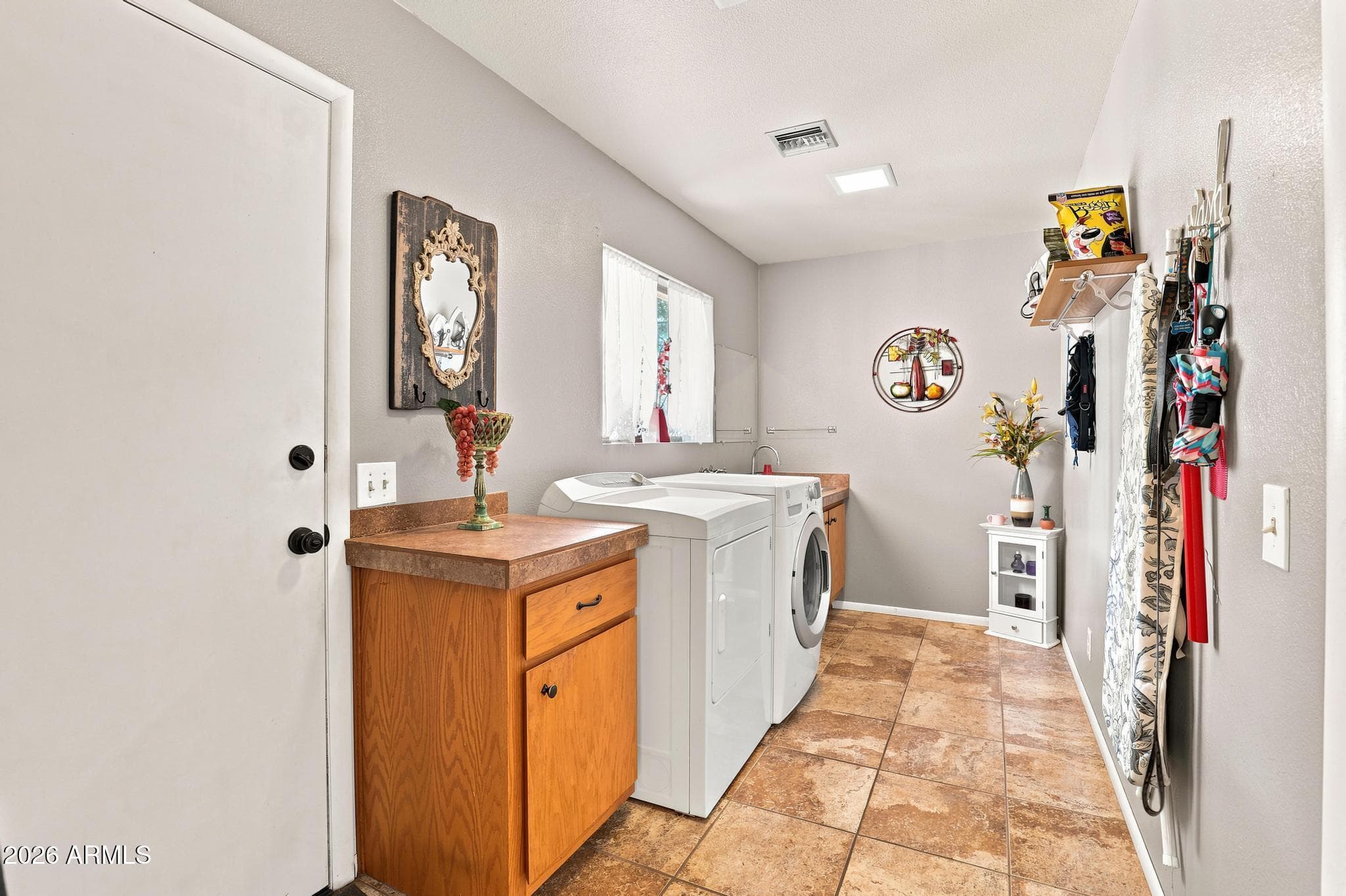 703 E PARK Drive, Payson, AZ 85541 — photo 15 of 45