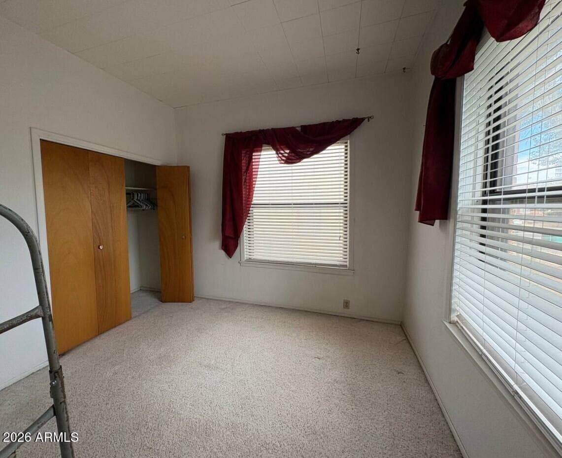 222 W FOURTH Street, Winslow, AZ 86047 — photo 5 of 30