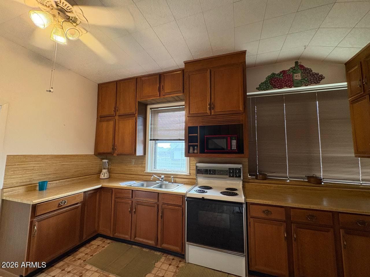 222 W FOURTH Street, Winslow, AZ 86047 — photo 26 of 30