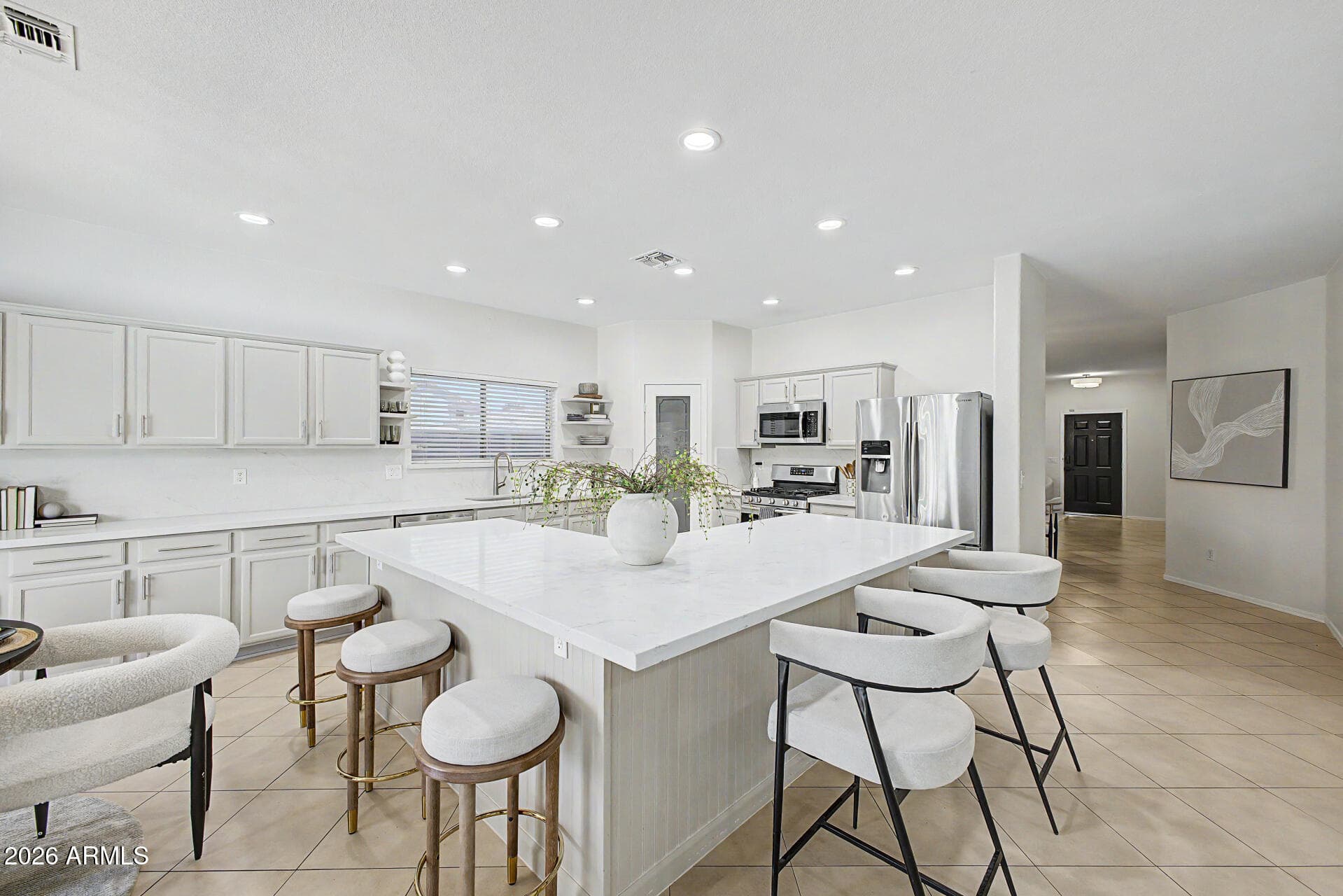 3709 E BETSY Lane, Gilbert, AZ 85296 — photo 4 of 51