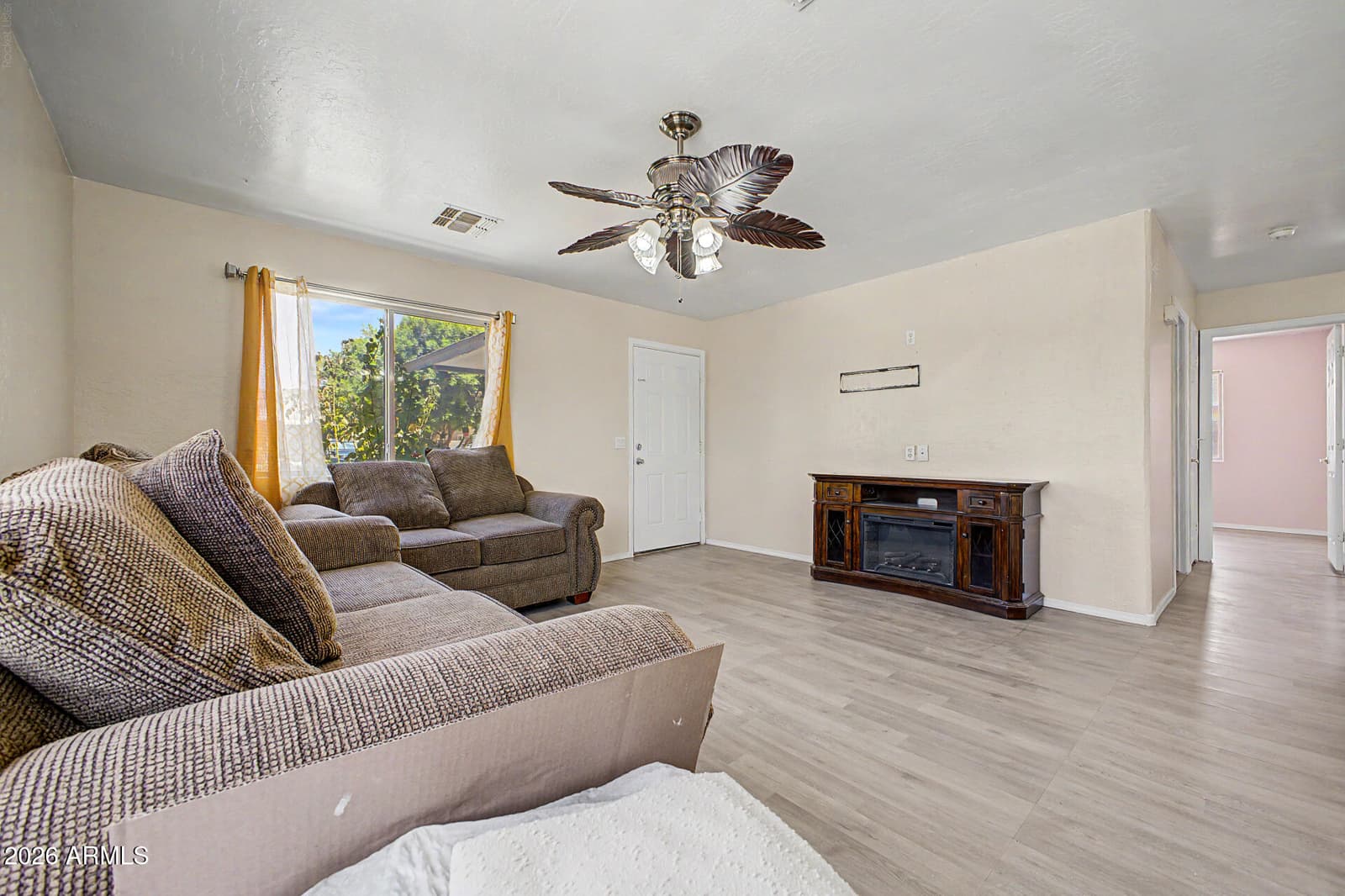 5217 E SHADOW Lane, San Tan Valley, AZ 85140 — photo 12 of 32