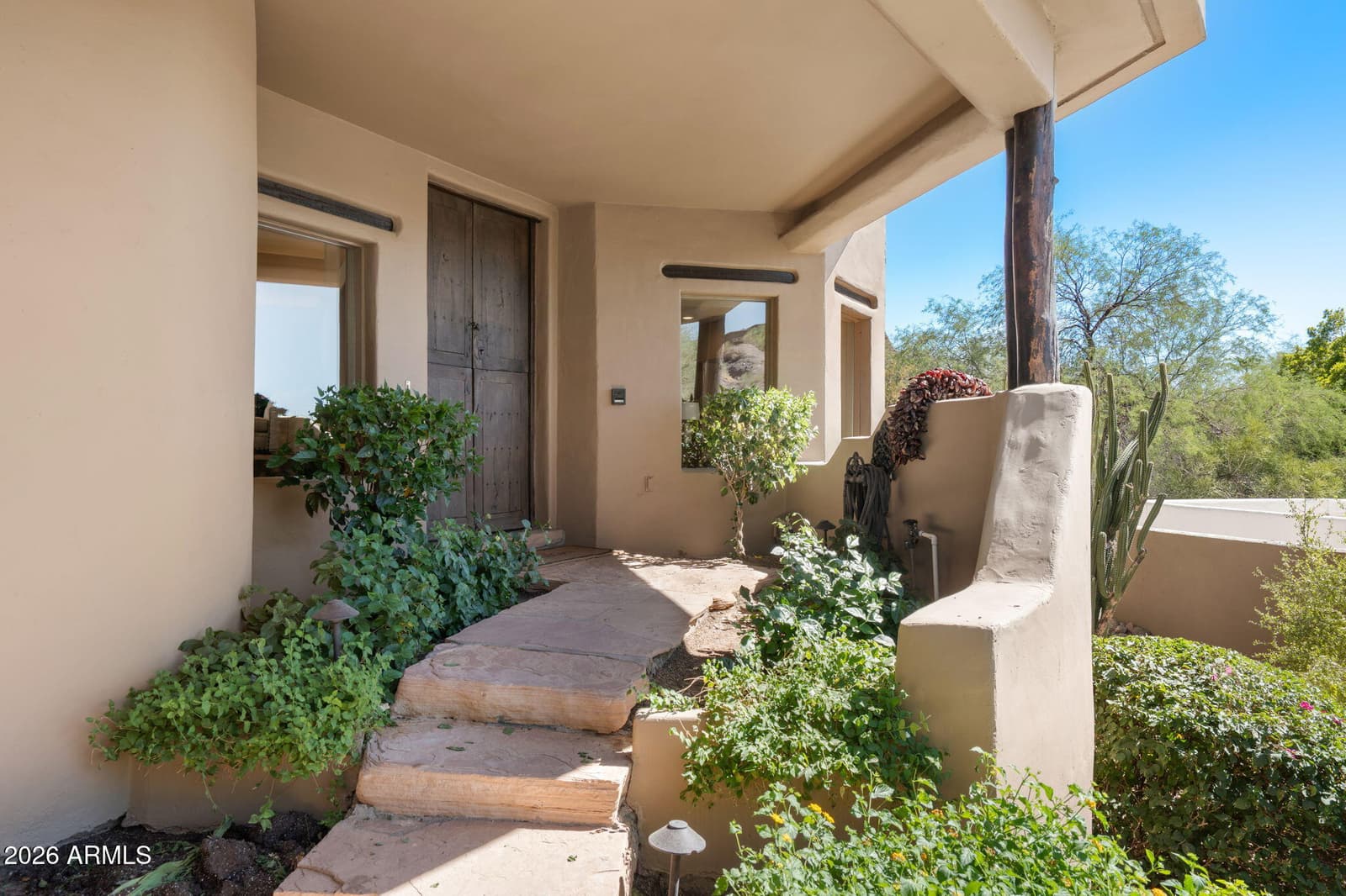 5341 N 46TH Street, Phoenix, AZ 85018 — photo 4 of 97