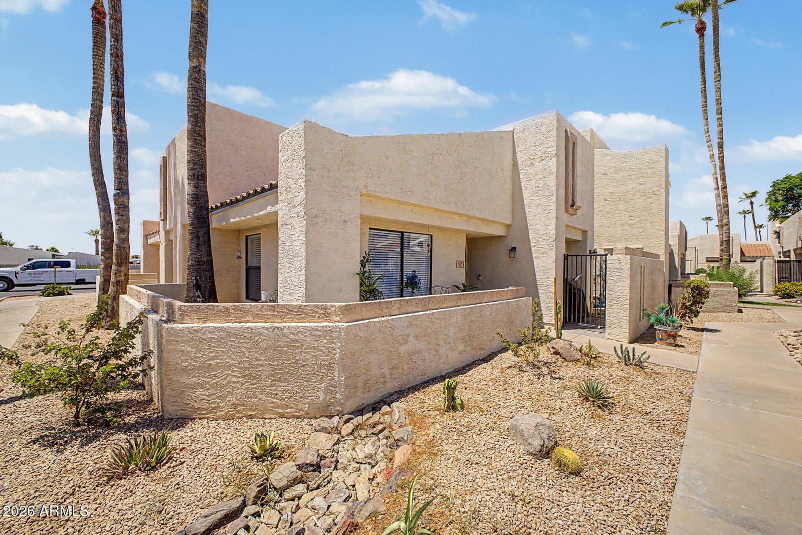 852 E MORNINGSIDE Drive, Phoenix, AZ 85022 — photo 3 of 23