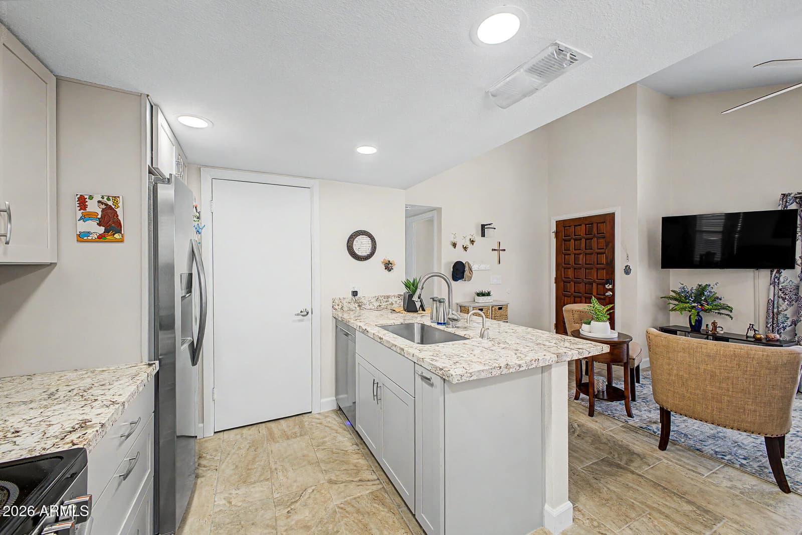 852 E MORNINGSIDE Drive, Phoenix, AZ 85022 — photo 9 of 23