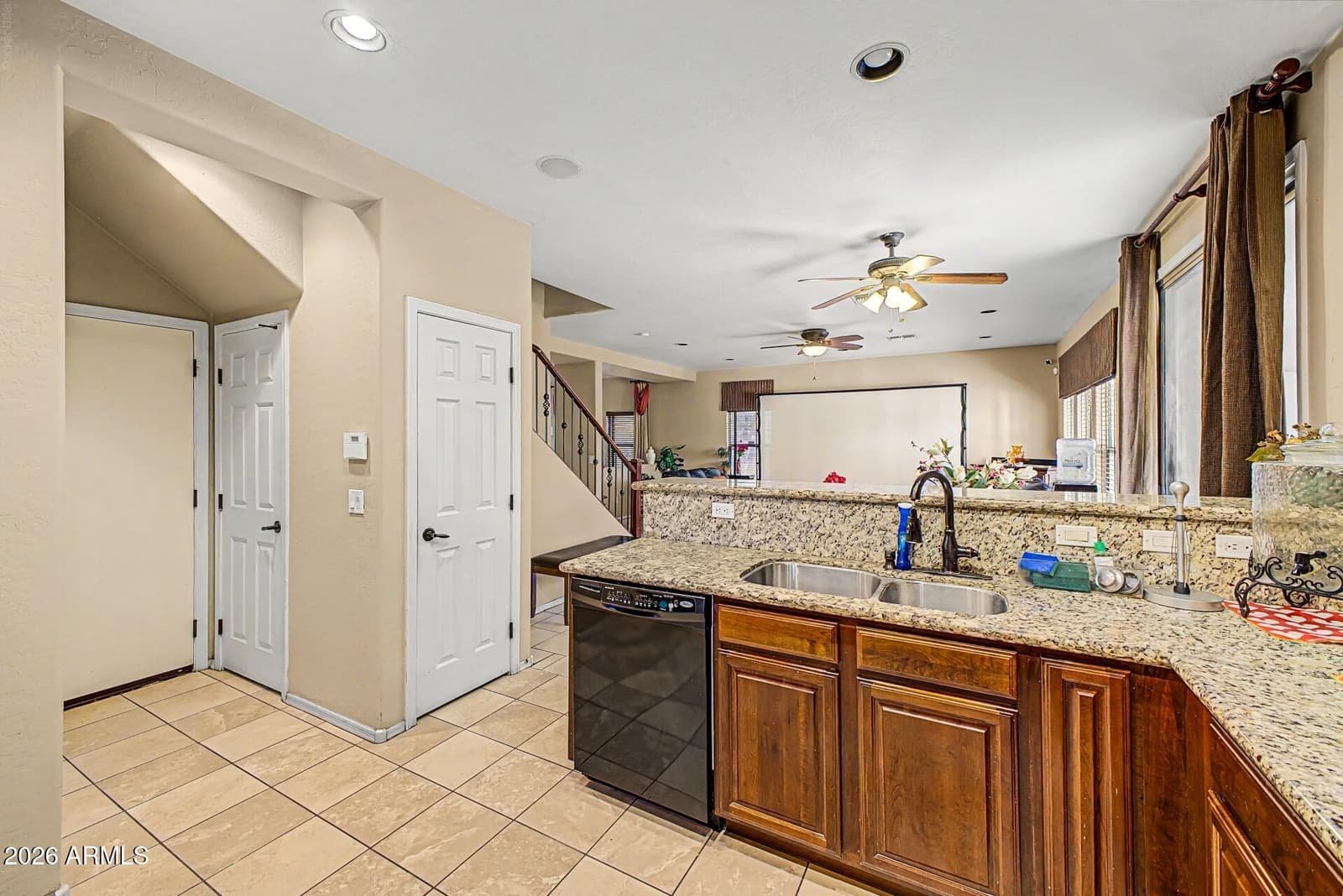 6342 W VALENCIA Drive, Laveen, AZ 85339 — photo 12 of 28