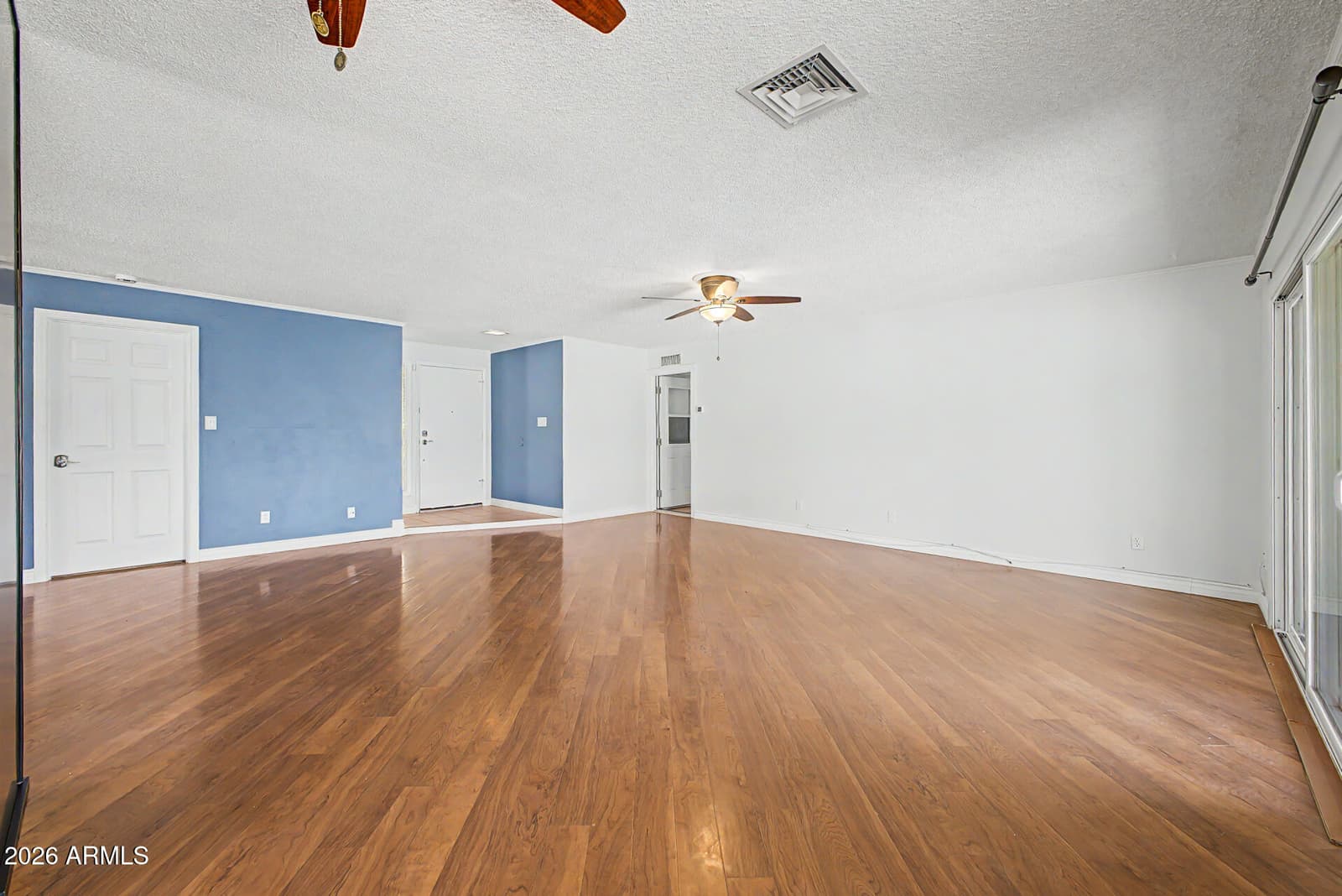 2846 W VILLA RITA Drive, Phoenix, AZ 85053 — photo 5 of 32