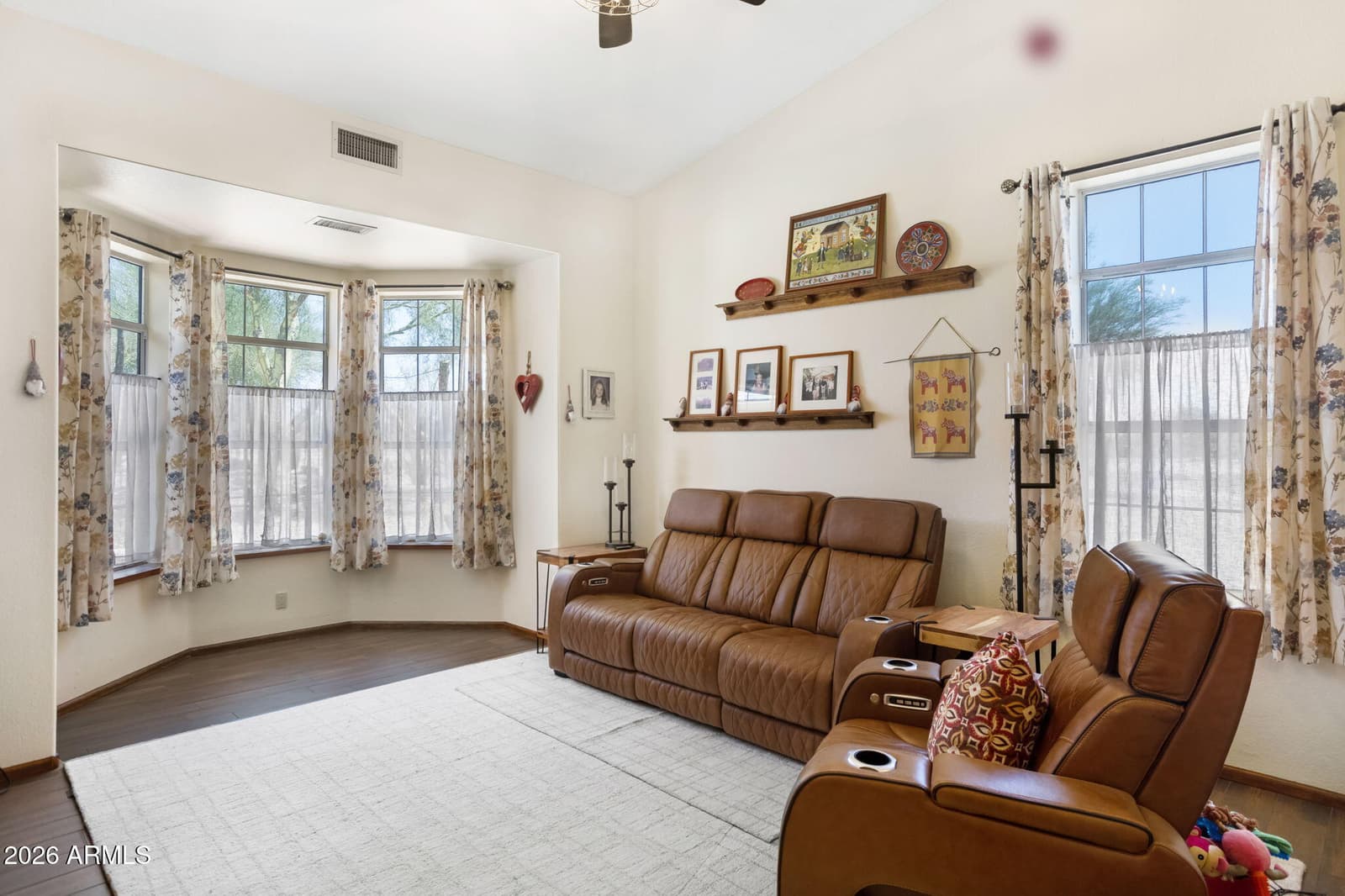 15679 W DUANE Lane, Surprise, AZ 85387 — photo 4 of 54