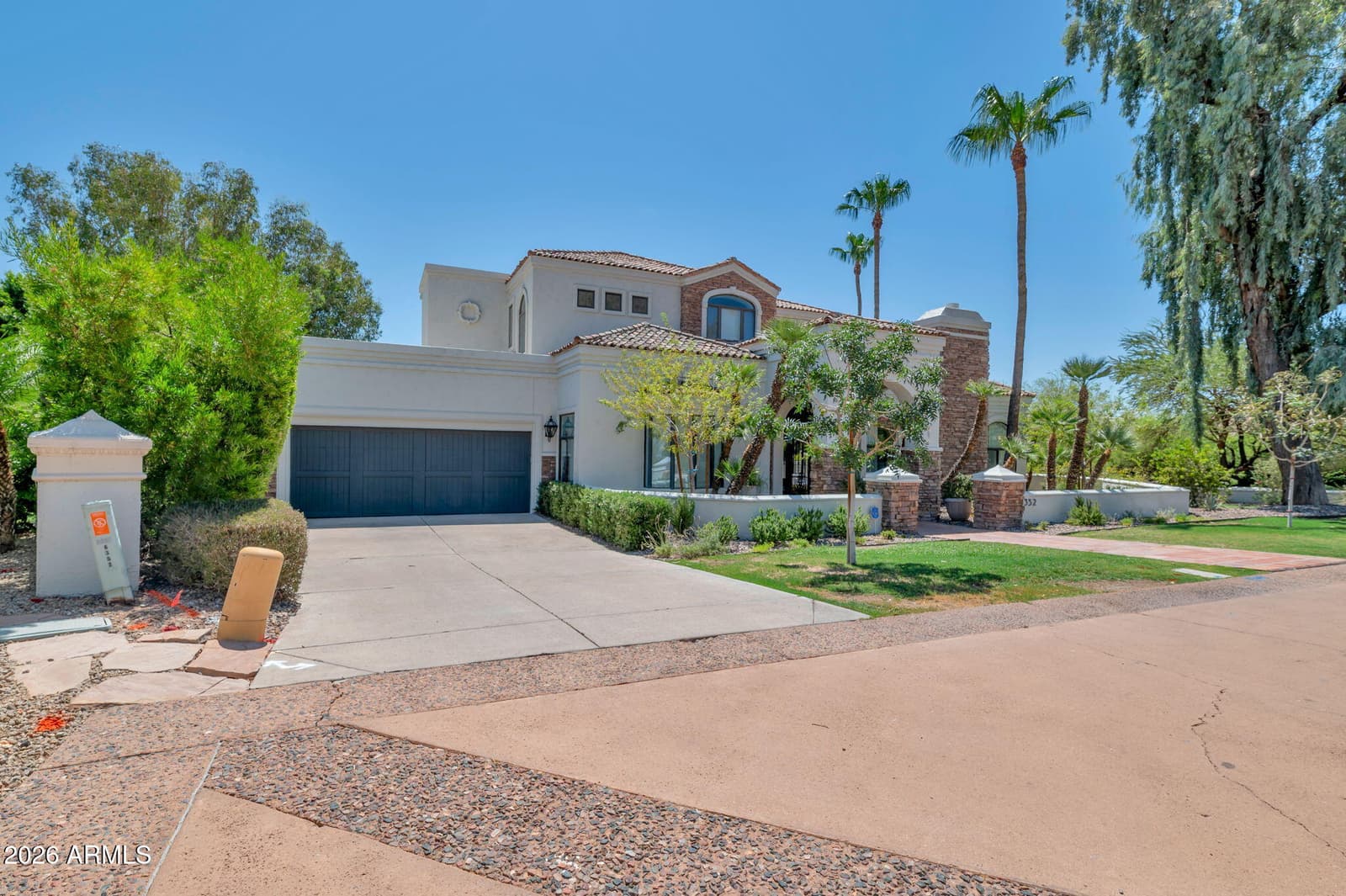 6352 E VISTA Drive, Paradise Valley, AZ 85253 — photo 3 of 75