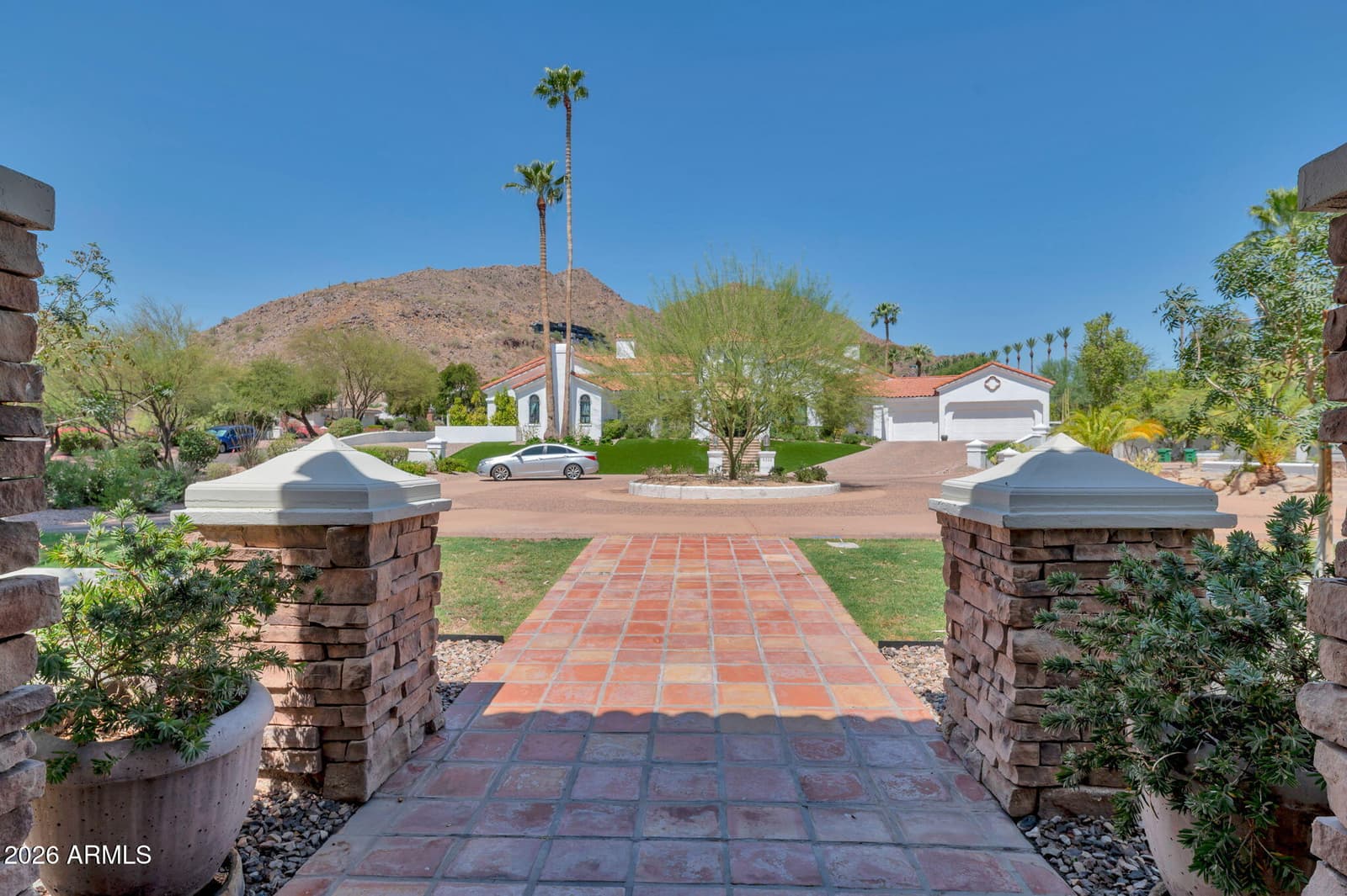 6352 E VISTA Drive, Paradise Valley, AZ 85253 — photo 4 of 75