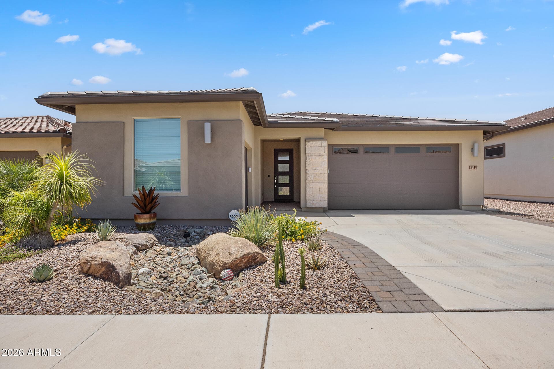 13335 W MILTON Drive, Peoria, AZ 85383 — photo 2 of 52