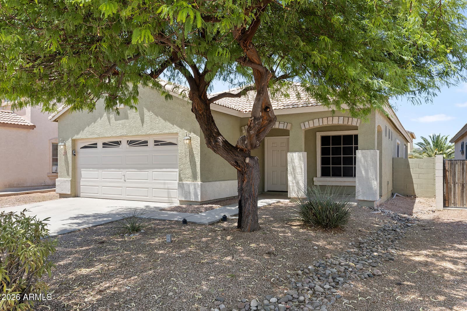 1238 W DESERT BASIN Drive, San Tan Valley, AZ 85143 — photo 5 of 46