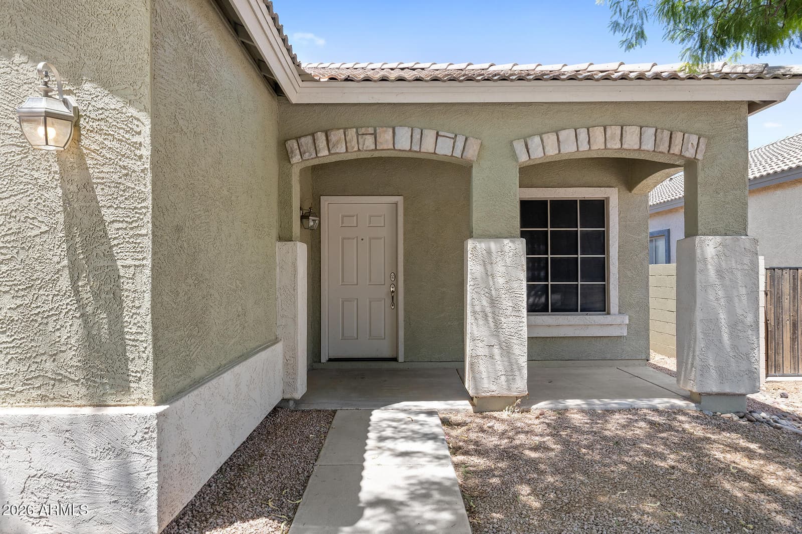 1238 W DESERT BASIN Drive, San Tan Valley, AZ 85143 — photo 6 of 46