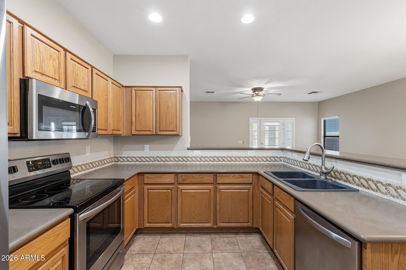 1238 W DESERT BASIN Drive, San Tan Valley, AZ 85143 — photo 20 of 46