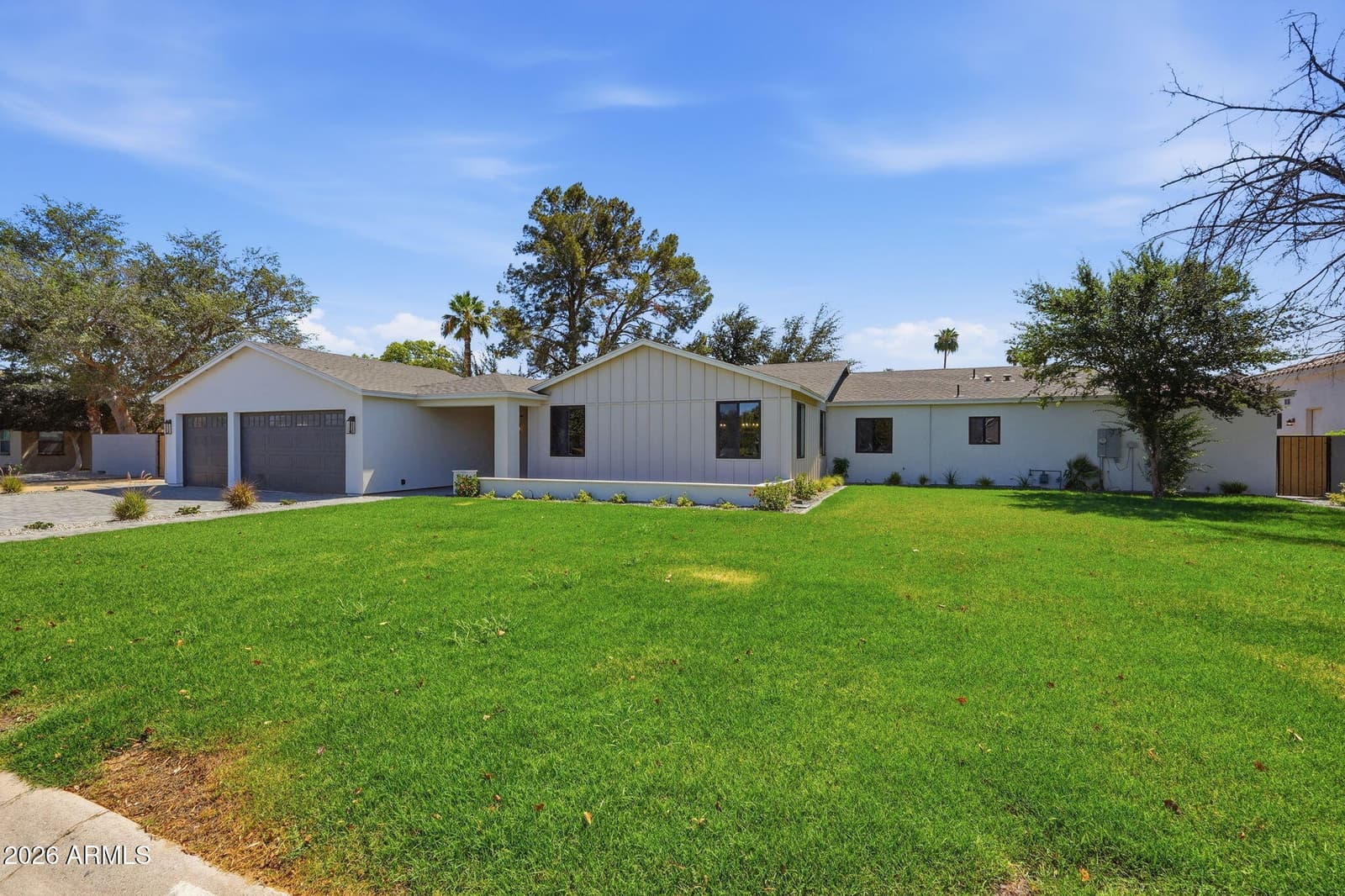 7827 N 3RD Street, Phoenix, AZ 85020 — photo 4 of 64