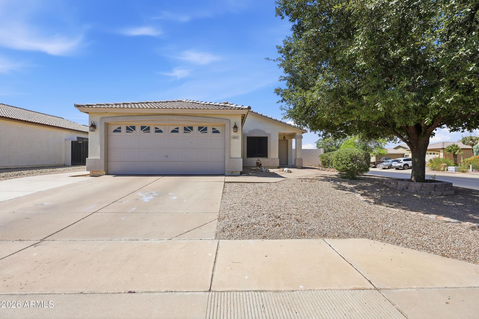 8919 E BIRCHWOOD Circle, Mesa, AZ 85208 — photo 4 of 39