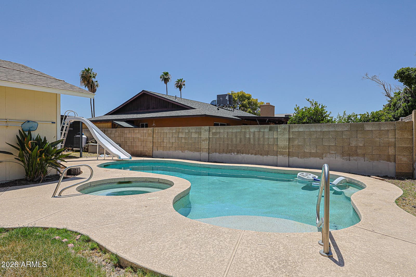 4532 W MONTEBELLO Avenue, Glendale, AZ 85301 — photo 23 of 24