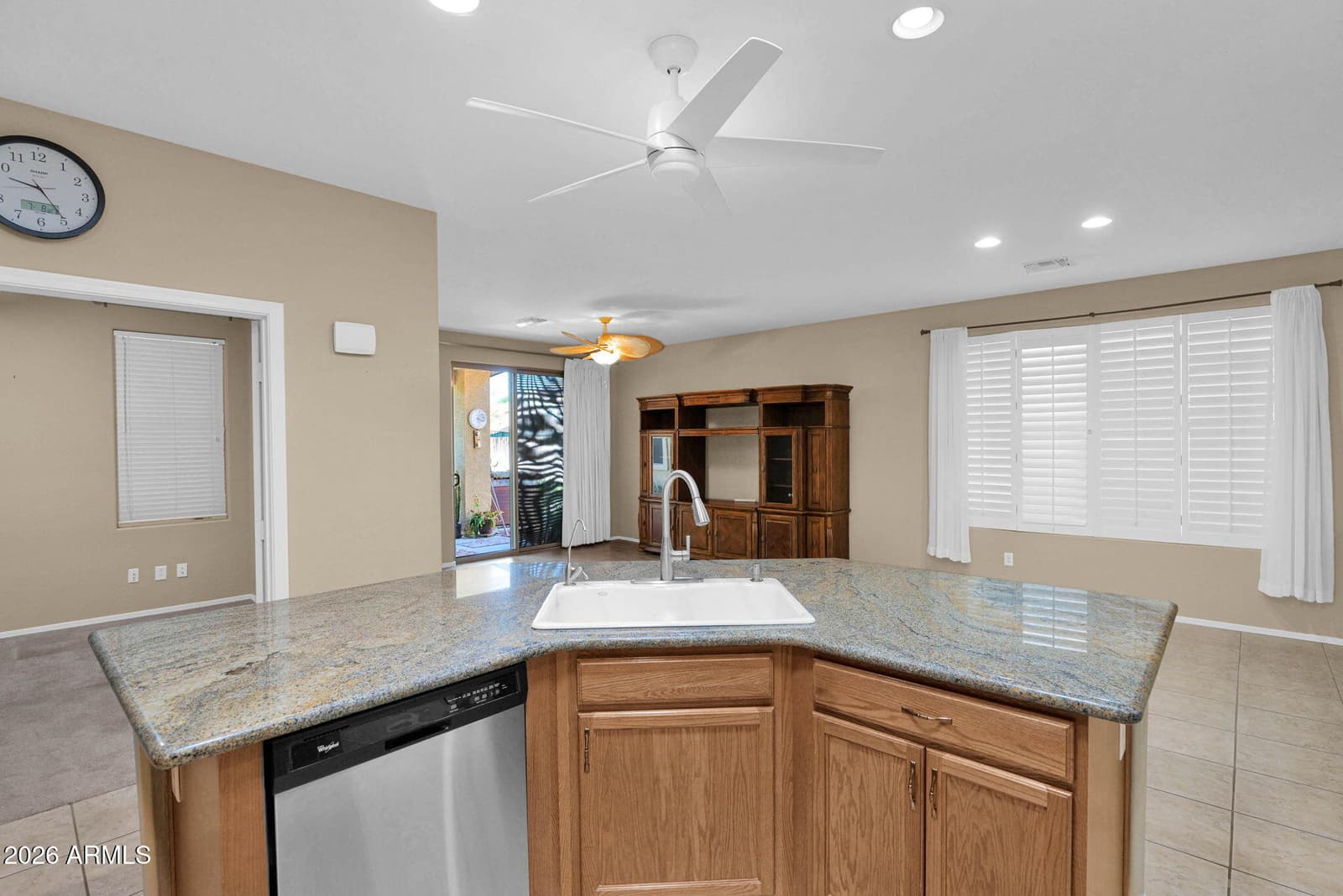3017 W GRAN PARADISO Drive, Phoenix, AZ 85086 — photo 15 of 36
