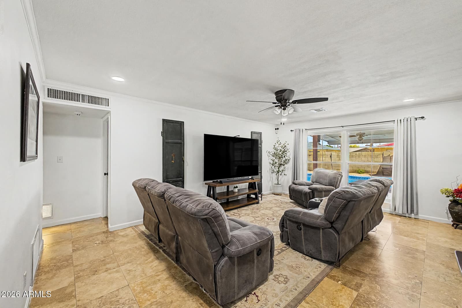 3820 W MYRTLE Avenue, Phoenix, AZ 85051 — photo 12 of 26