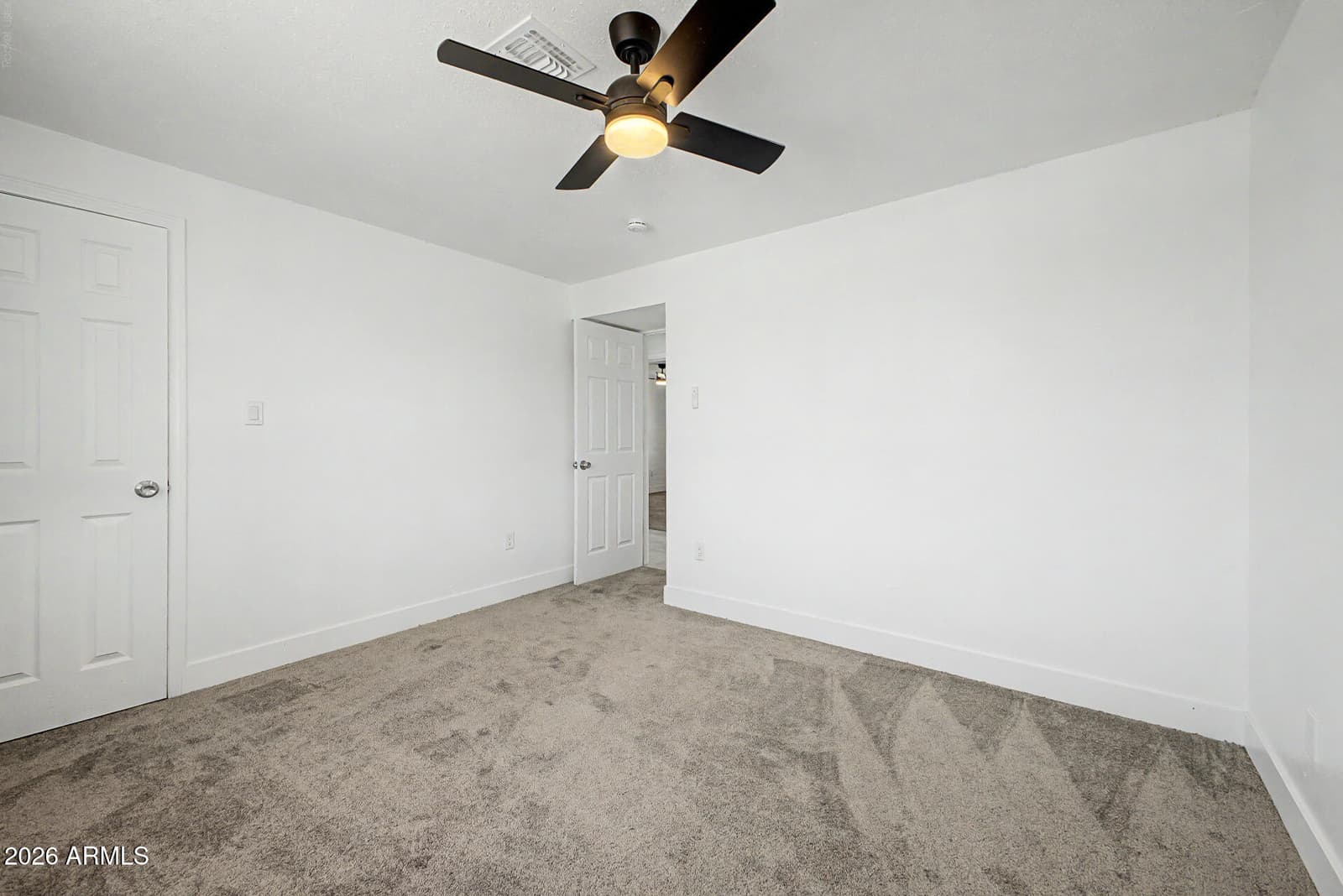 7254 W WOLF Street, Phoenix, AZ 85033 — photo 22 of 24