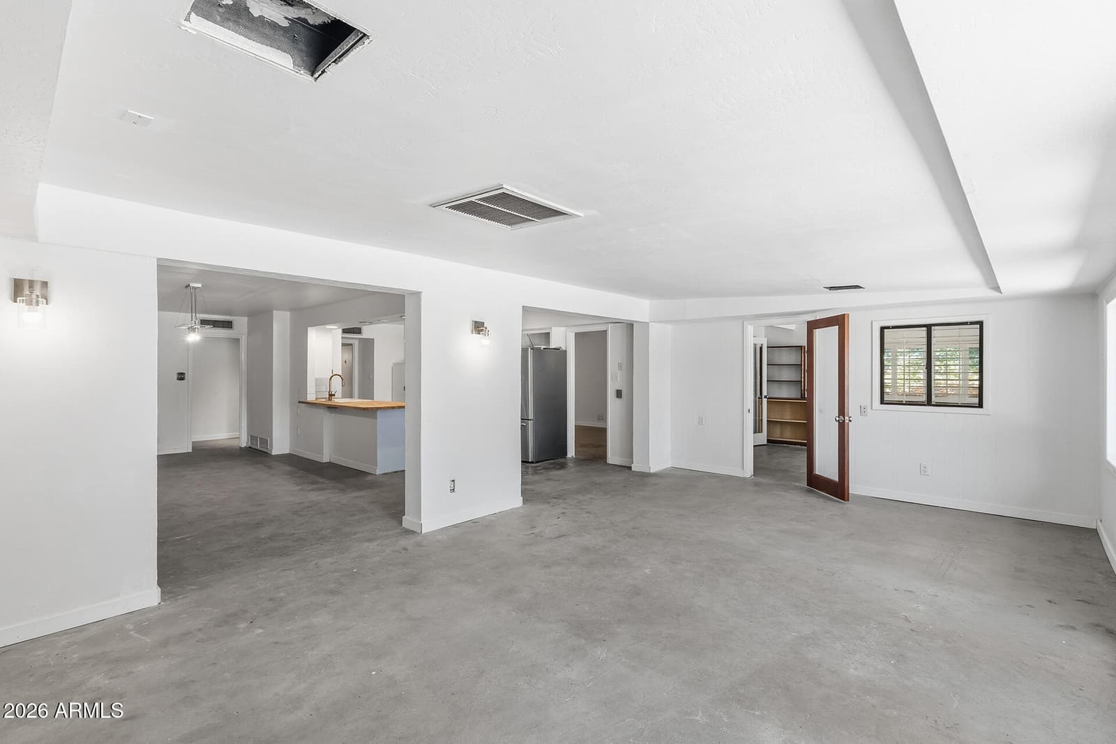 6319 N 13TH Place, Phoenix, AZ 85014 — photo 10 of 46