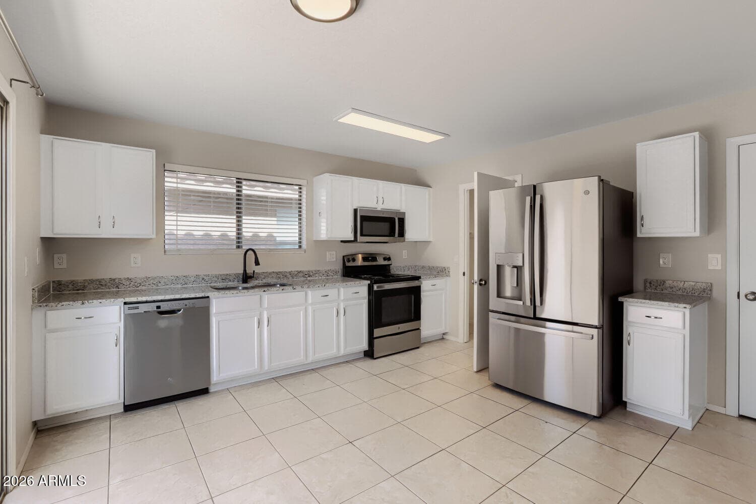 1546 S DANIELSON Way, Chandler, AZ 85286 — photo 11 of 29