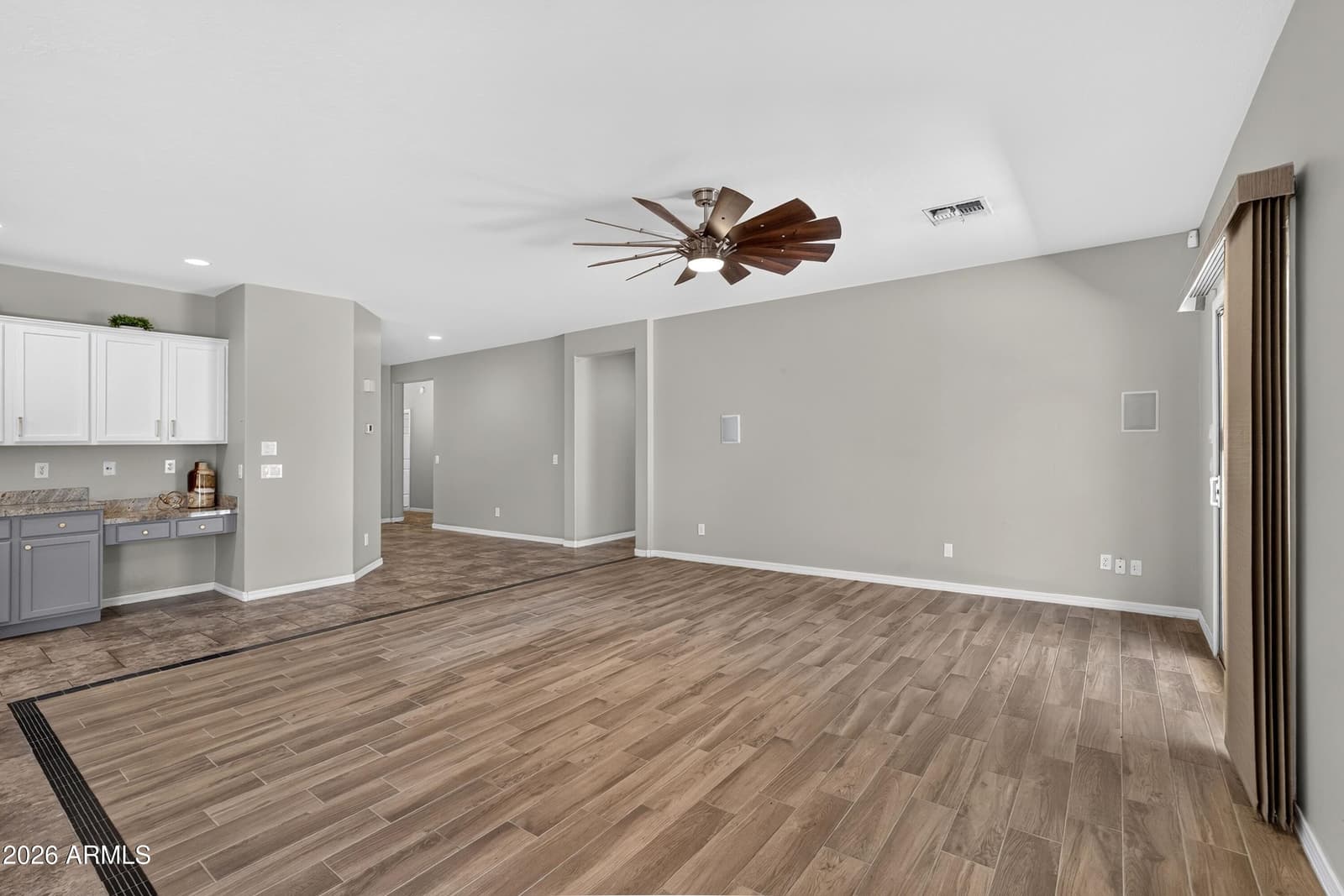 32826 N PEBBLE CREEK Drive, San Tan Valley, AZ 85143 — photo 13 of 39
