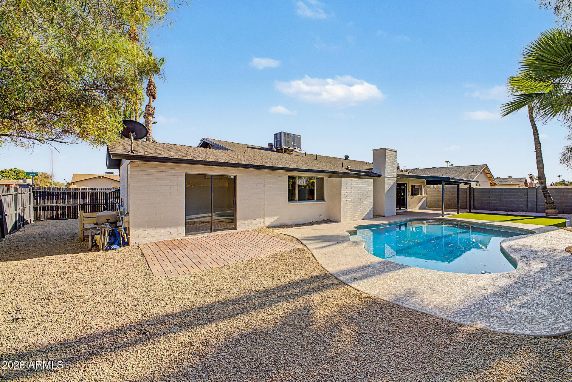 556 W KIVA Avenue, Mesa, AZ 85210 — photo 28 of 31