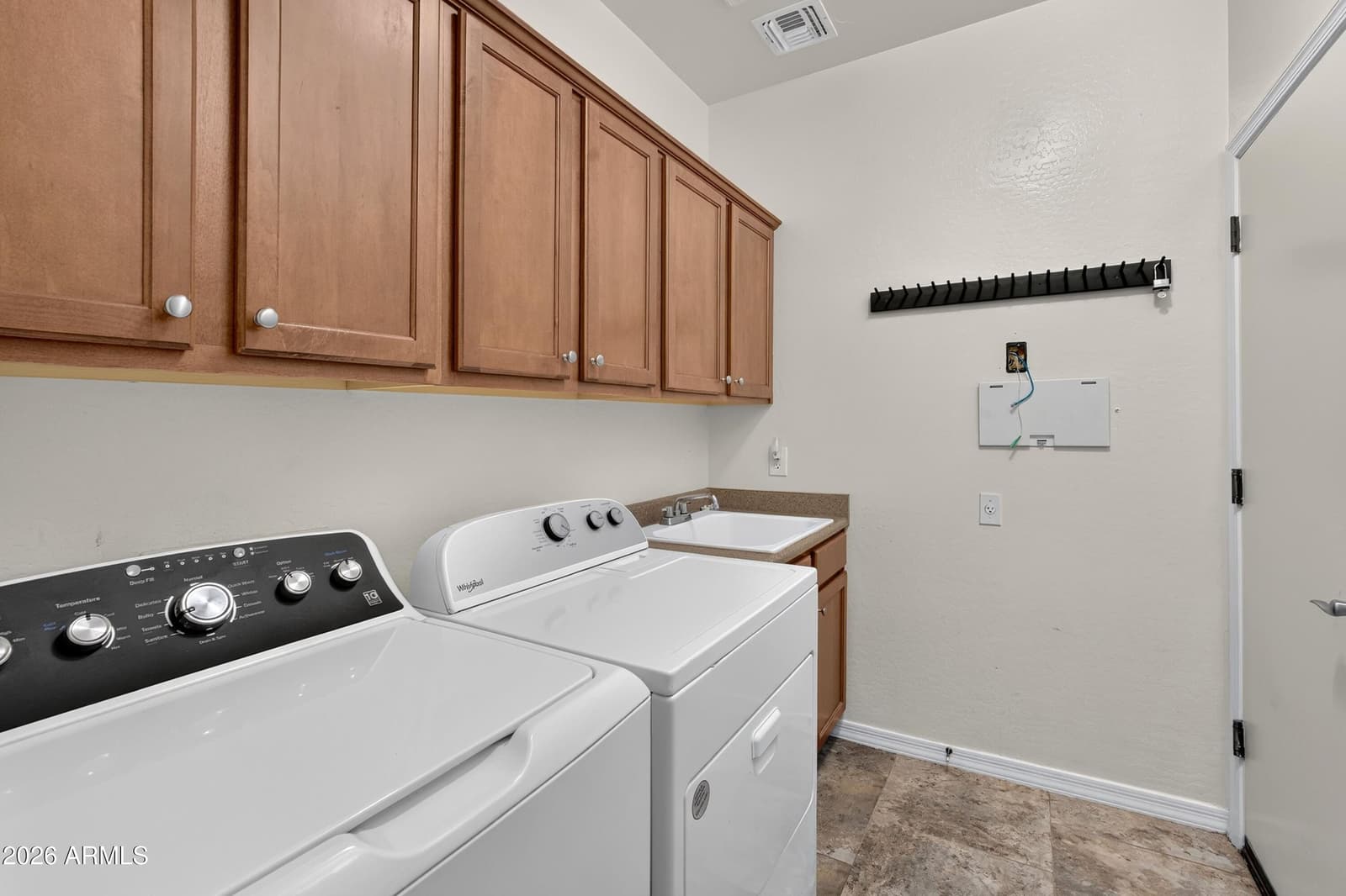 32826 N PEBBLE CREEK Drive, San Tan Valley, AZ 85143 — photo 34 of 39