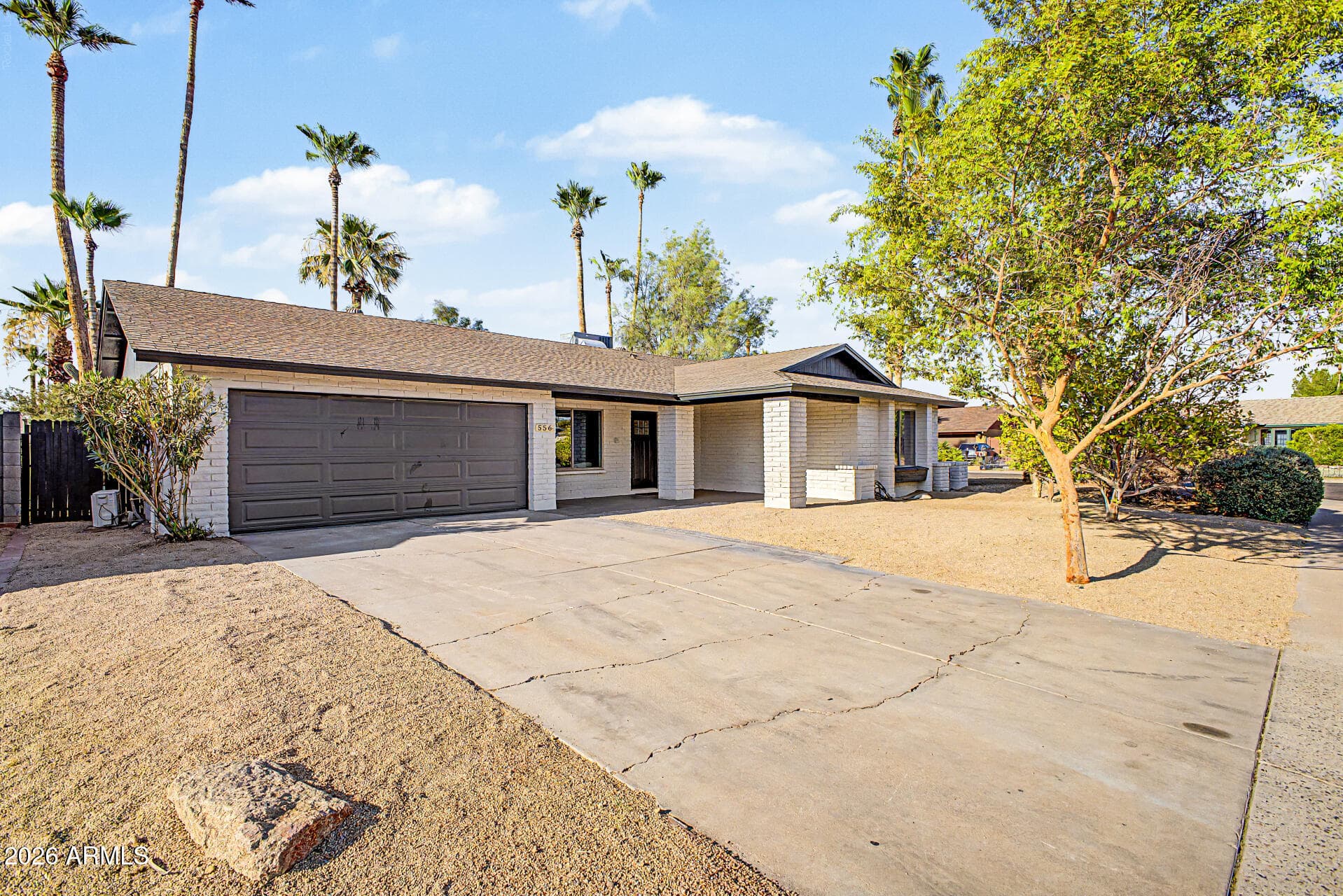 556 W KIVA Avenue, Mesa, AZ 85210 — photo 1 of 31