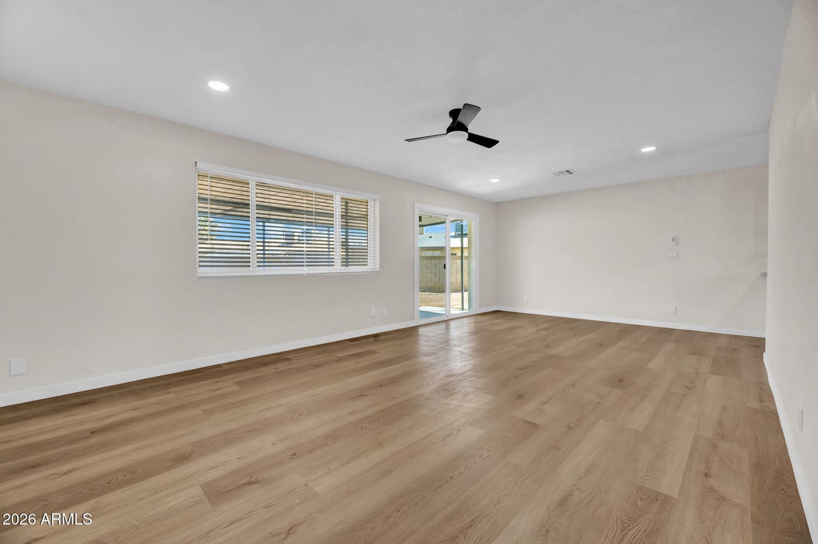 3117 W PERSHING Avenue, Phoenix, AZ 85029 — photo 15 of 31