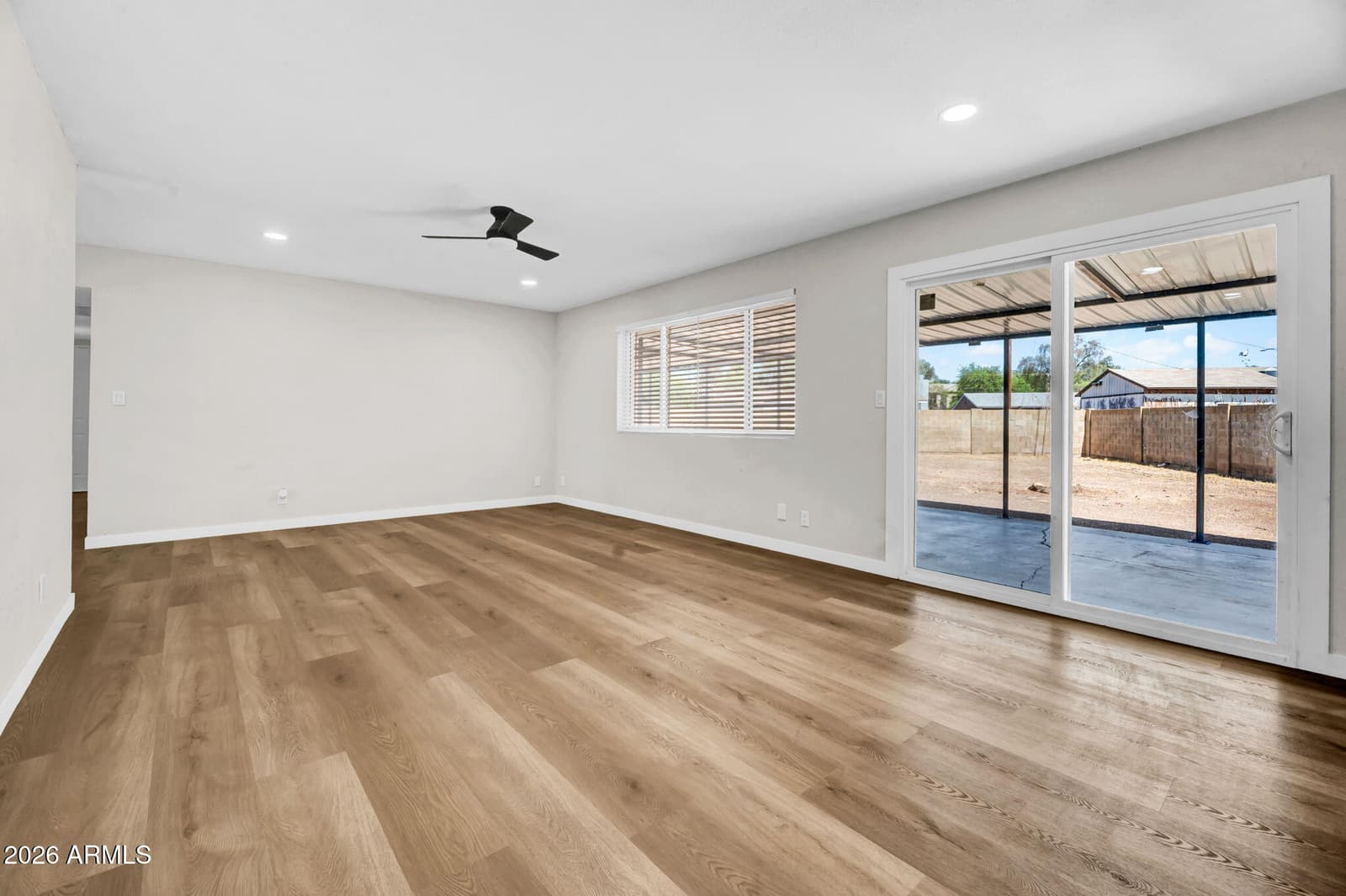 3117 W PERSHING Avenue, Phoenix, AZ 85029 — photo 13 of 31