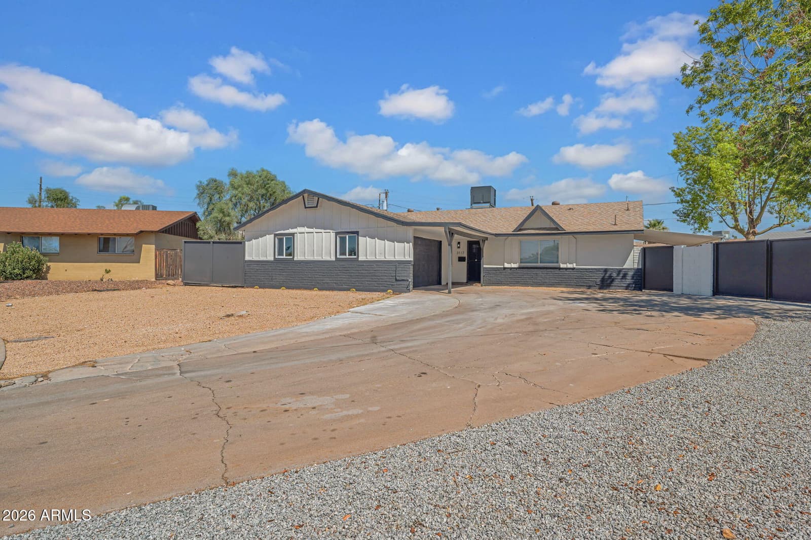 3117 W PERSHING Avenue, Phoenix, AZ 85029 — photo 3 of 31