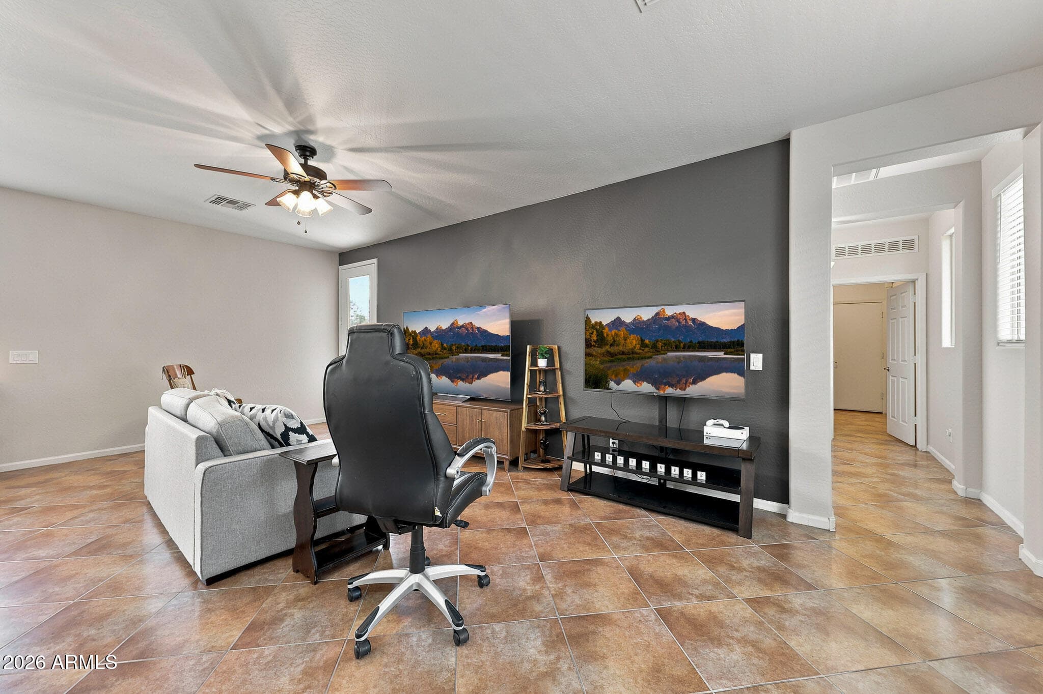 15396 W COLUMBINE Drive, Surprise, AZ 85379 — photo 8 of 44
