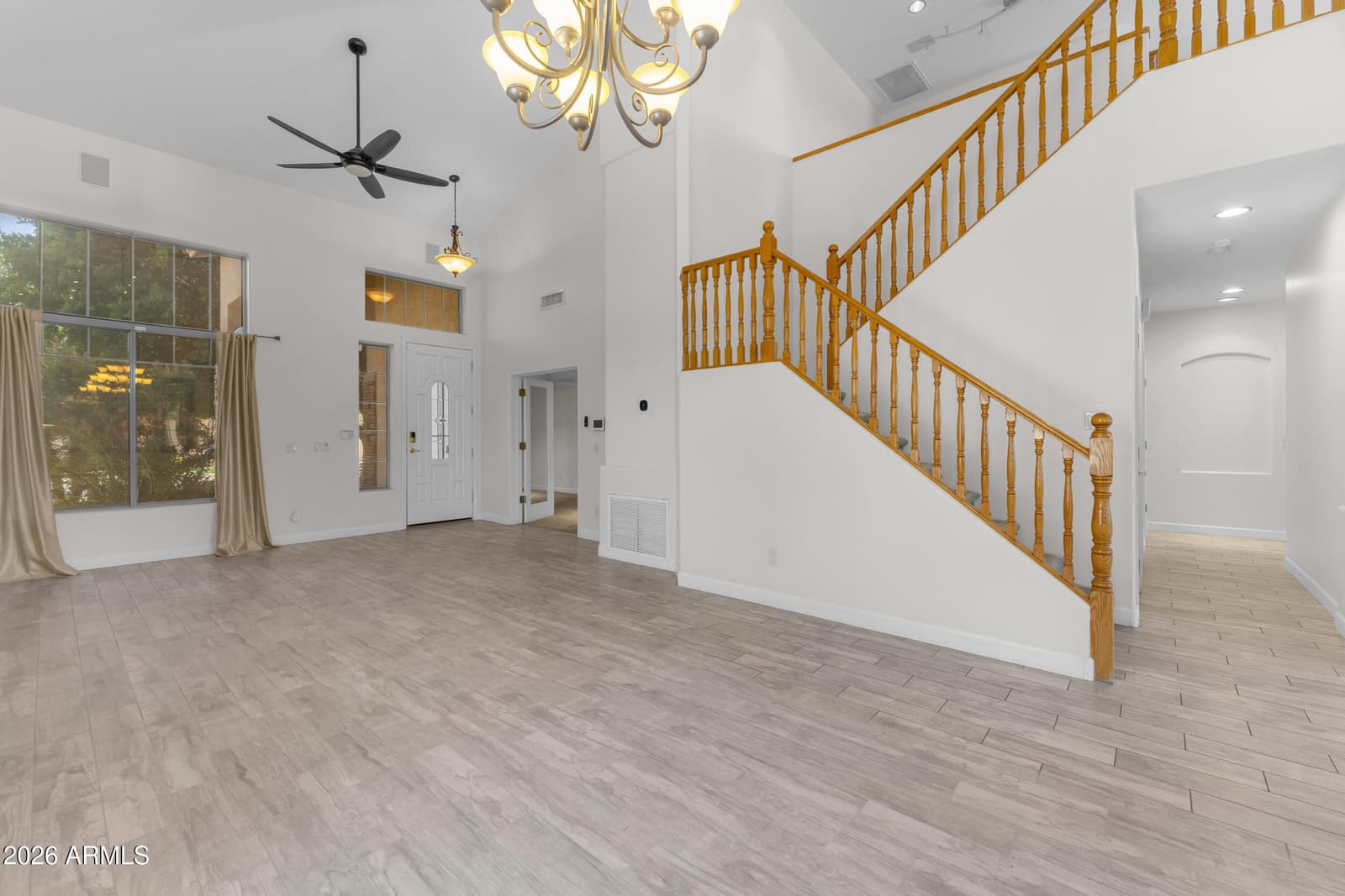2418 E GLASS Lane, Phoenix, AZ 85042 — photo 3 of 65
