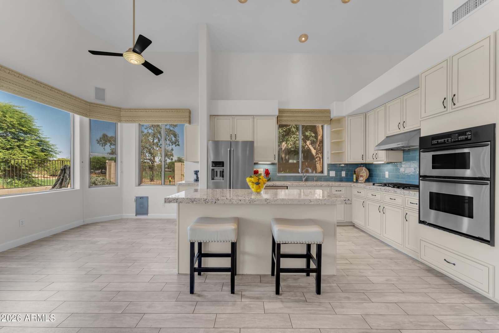 2418 E GLASS Lane, Phoenix, AZ 85042 — photo 20 of 65