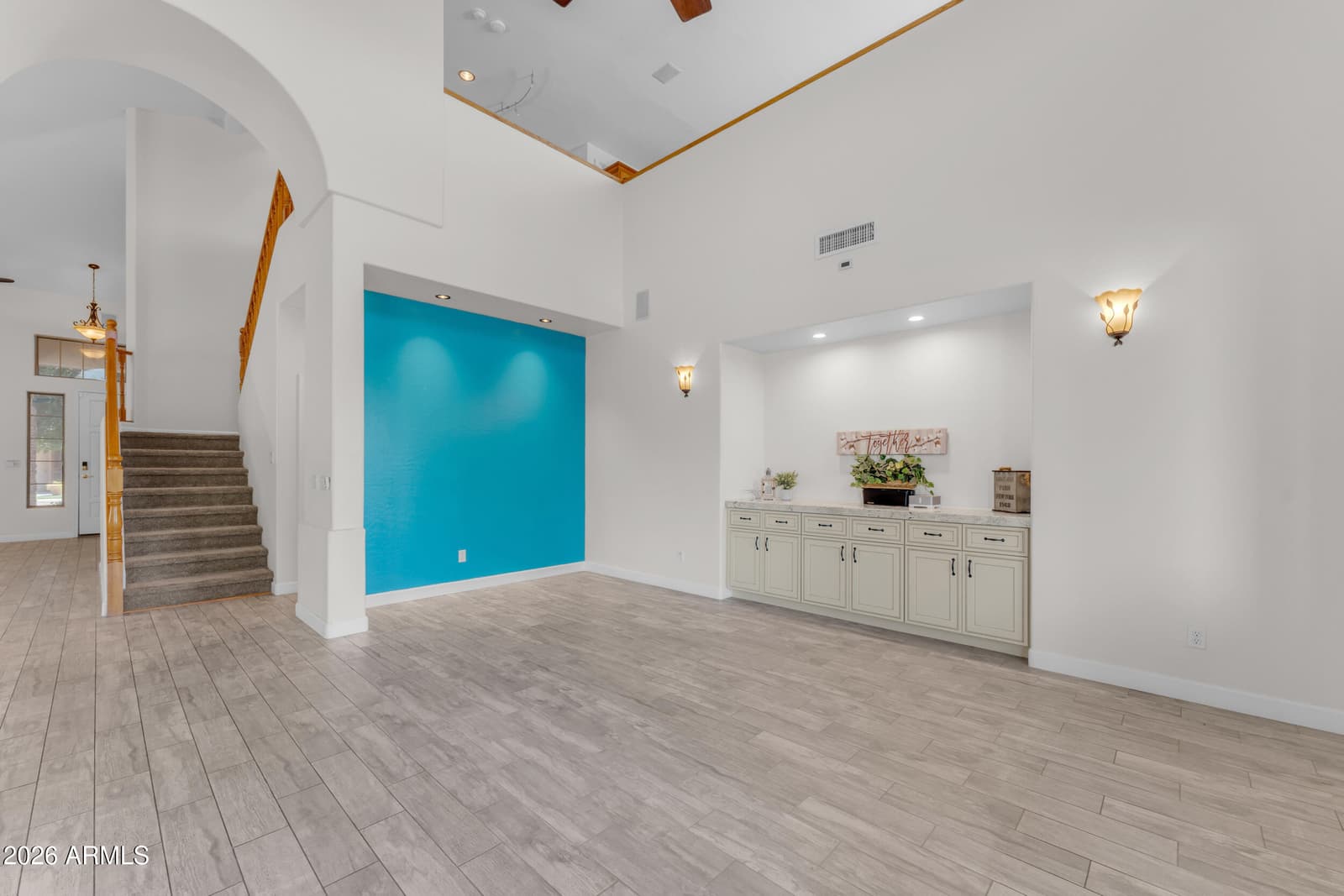 2418 E GLASS Lane, Phoenix, AZ 85042 — photo 22 of 65