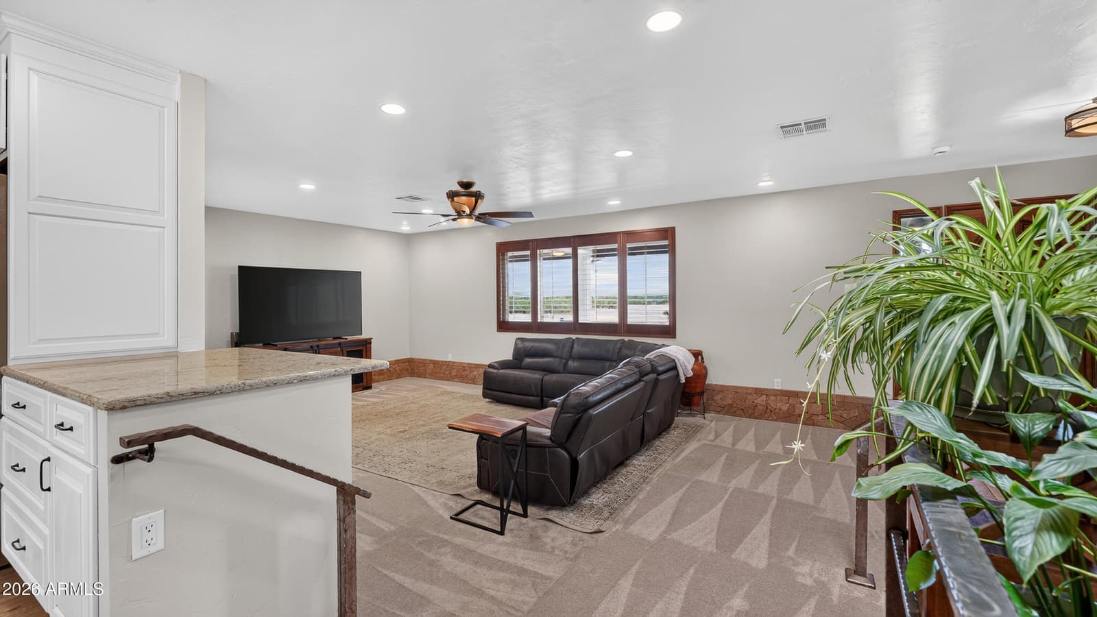 194 S TAYLOR Road, Willcox, AZ 85643 — photo 13 of 59