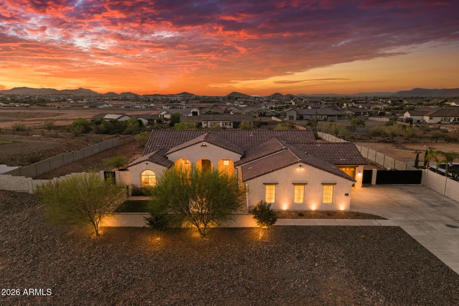 498 W CHASE Street, San Tan Valley, AZ 85143 — photo 46 of 50