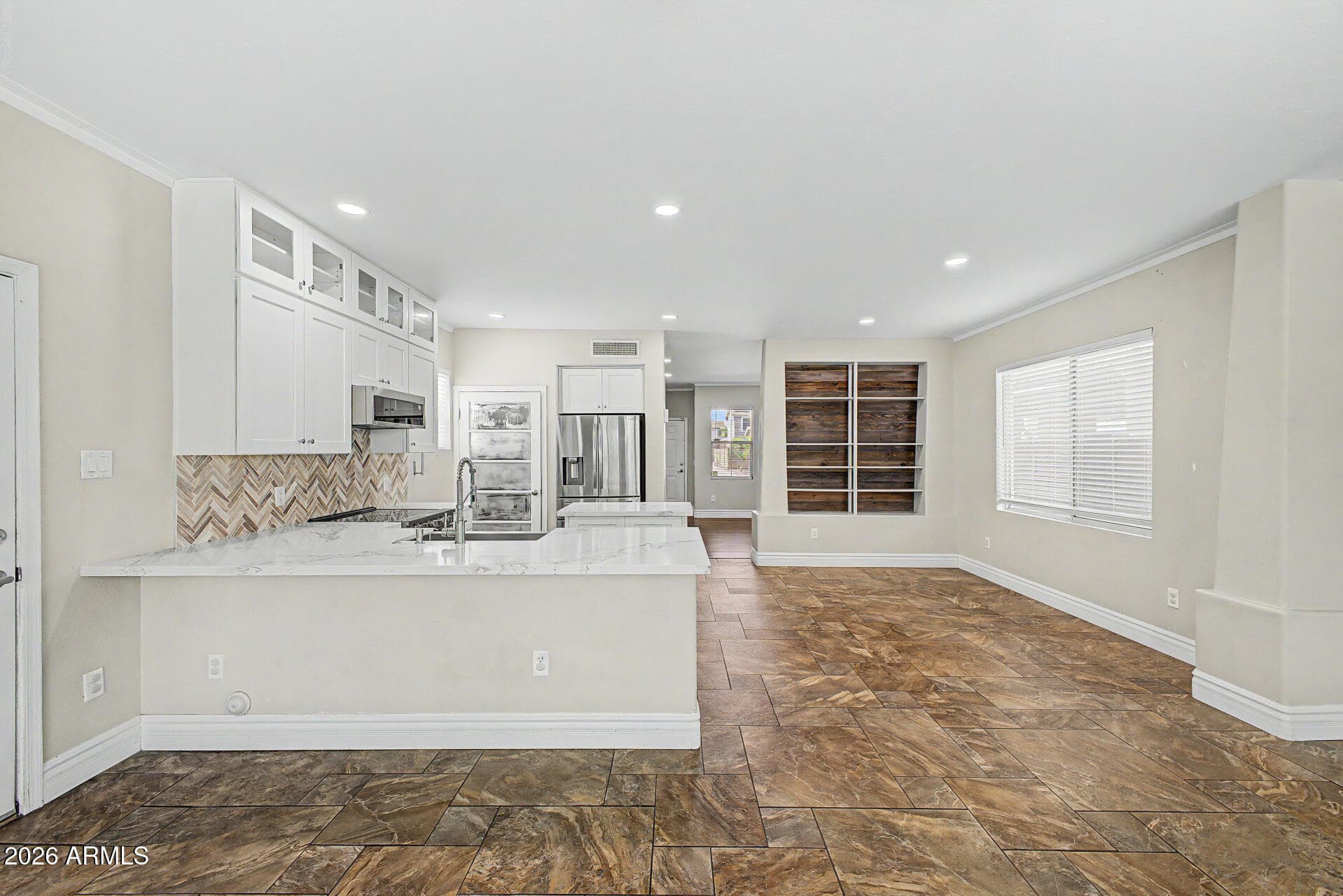 8756 E LOBO Avenue, Mesa, AZ 85209 — photo 9 of 17