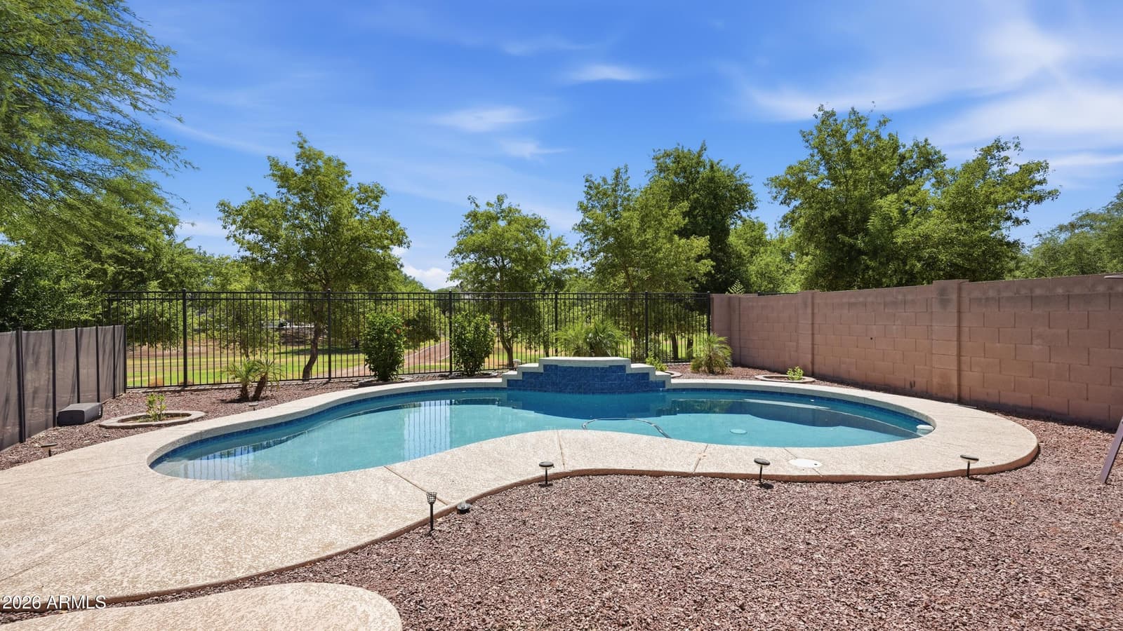 5011 S CARLYLE Drive, Gilbert, AZ 85298 — photo 32 of 44