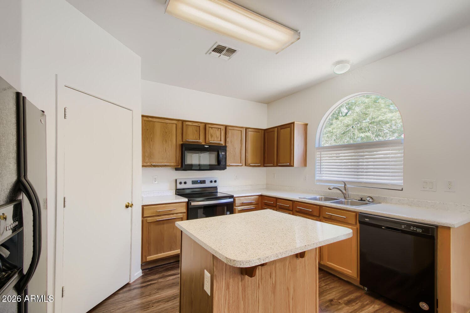2653 S 89TH Drive, Tolleson, AZ 85353 — photo 11 of 28