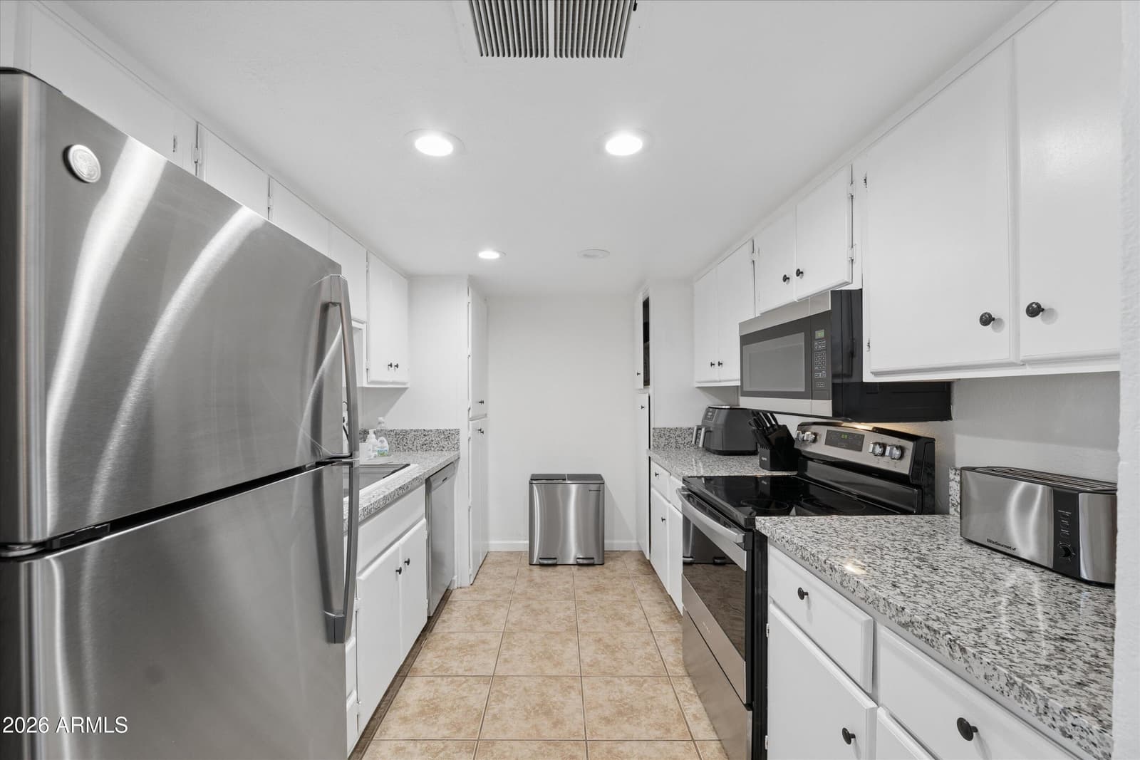 3825 E CAMELBACK Road E 186, Phoenix, AZ 85018 — photo 4 of 30