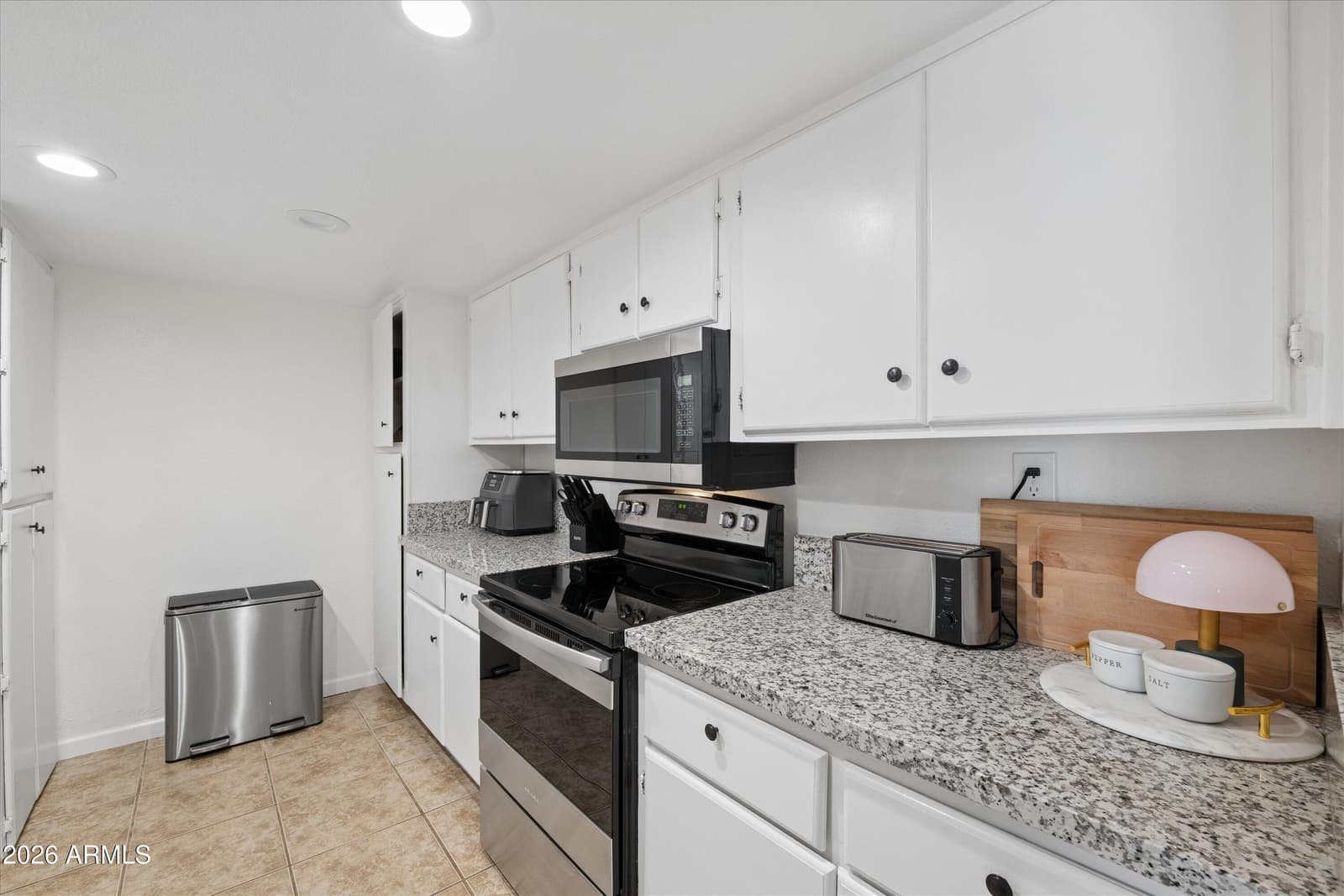 3825 E CAMELBACK Road E 186, Phoenix, AZ 85018 — photo 3 of 30