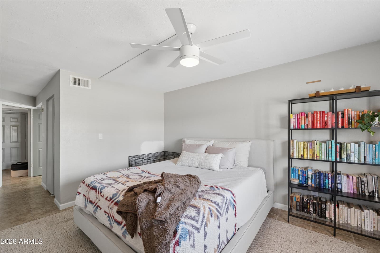 3825 E CAMELBACK Road E 186, Phoenix, AZ 85018 — photo 6 of 30