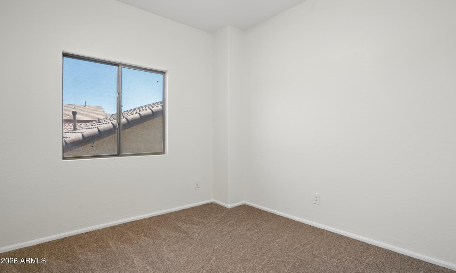 2575 W AMBER SUN Drive, Phoenix, AZ 85085 — photo 34 of 40